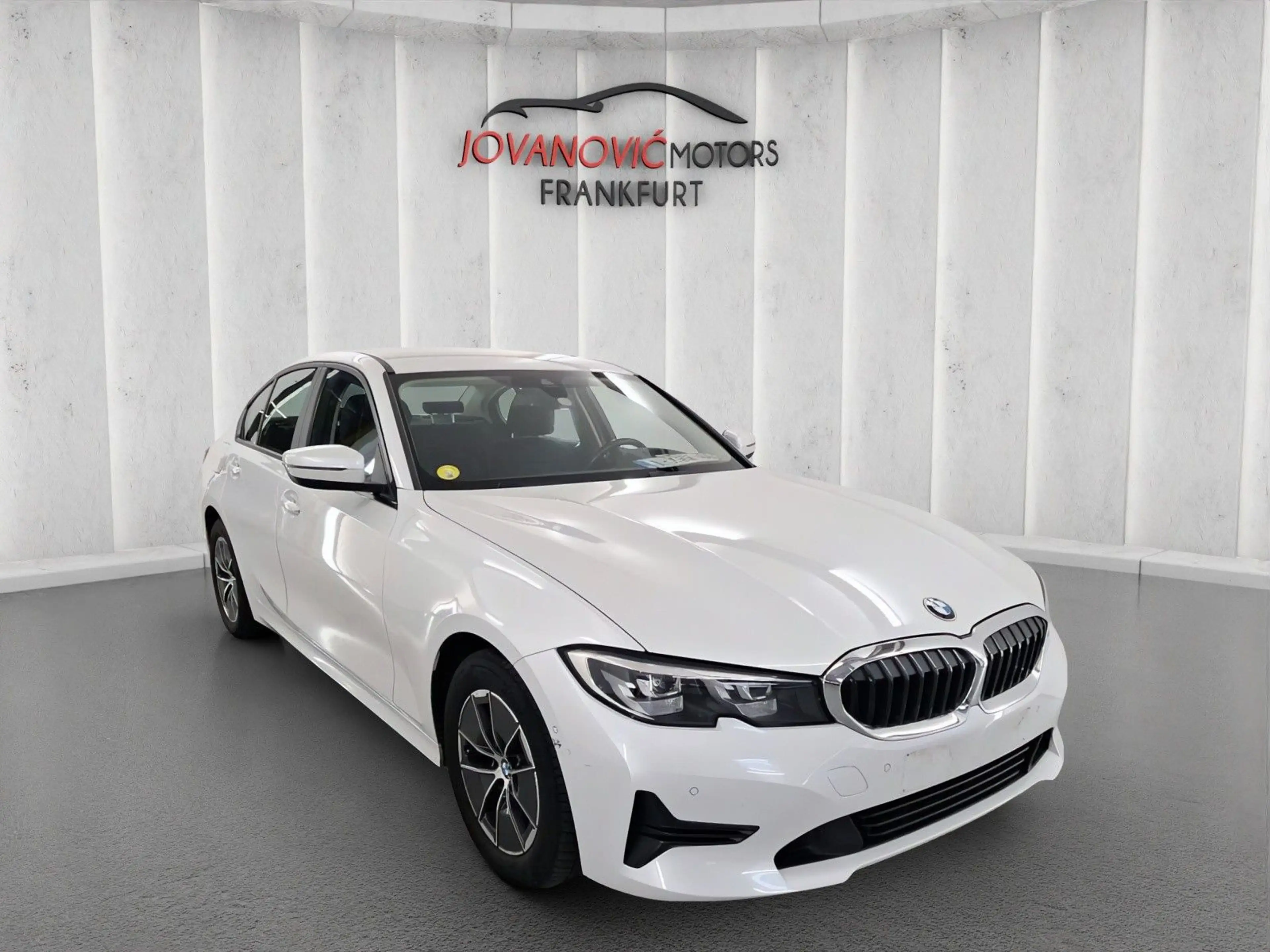 BMW 318 dA Advantage,NAVI,MFLR,LiveCockpitPlus*38 — photo 2