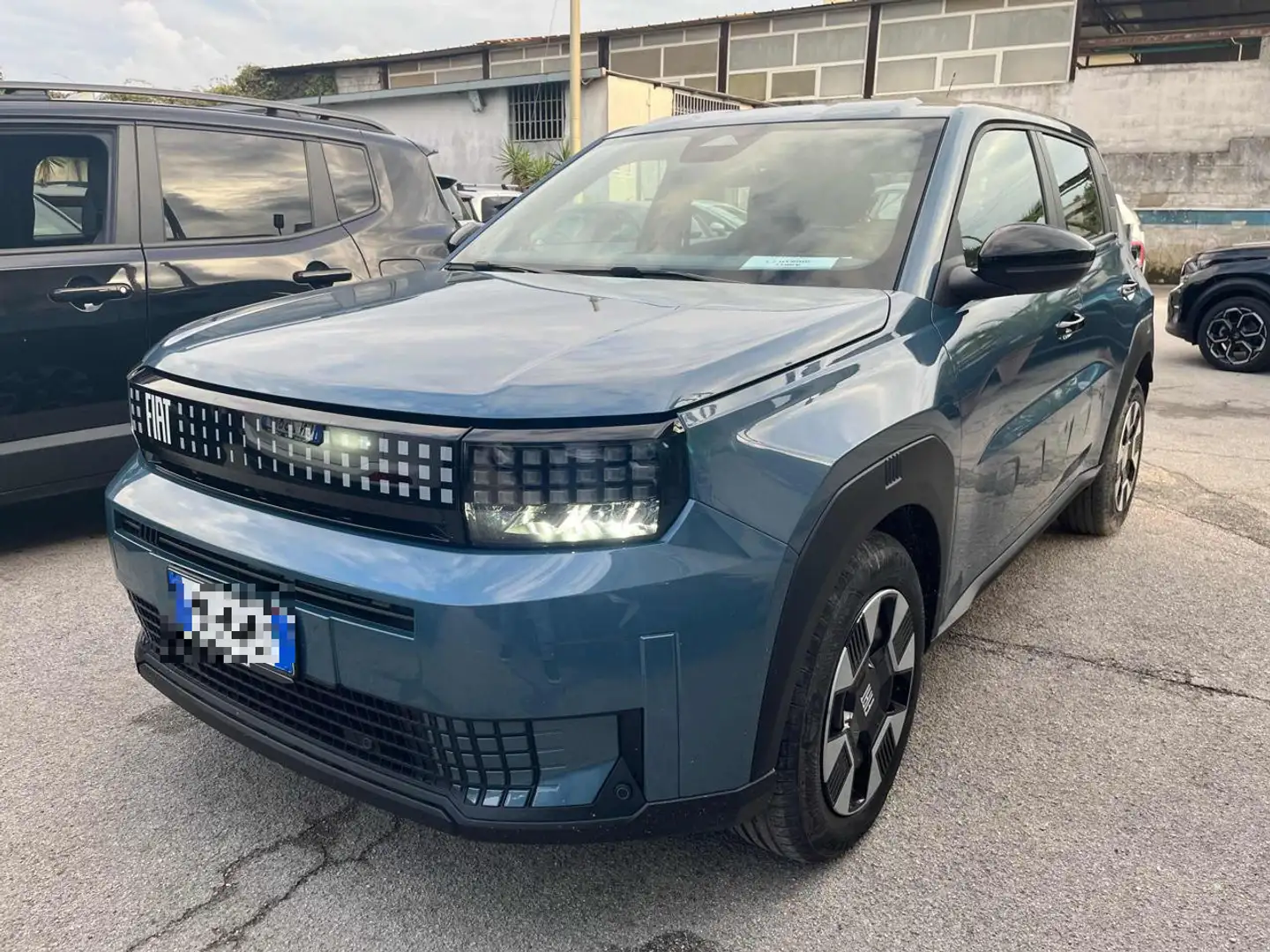 Fiat Grande Panda ICON + PACK TECH 1.2 Hybrid 110 CV S&S - 1