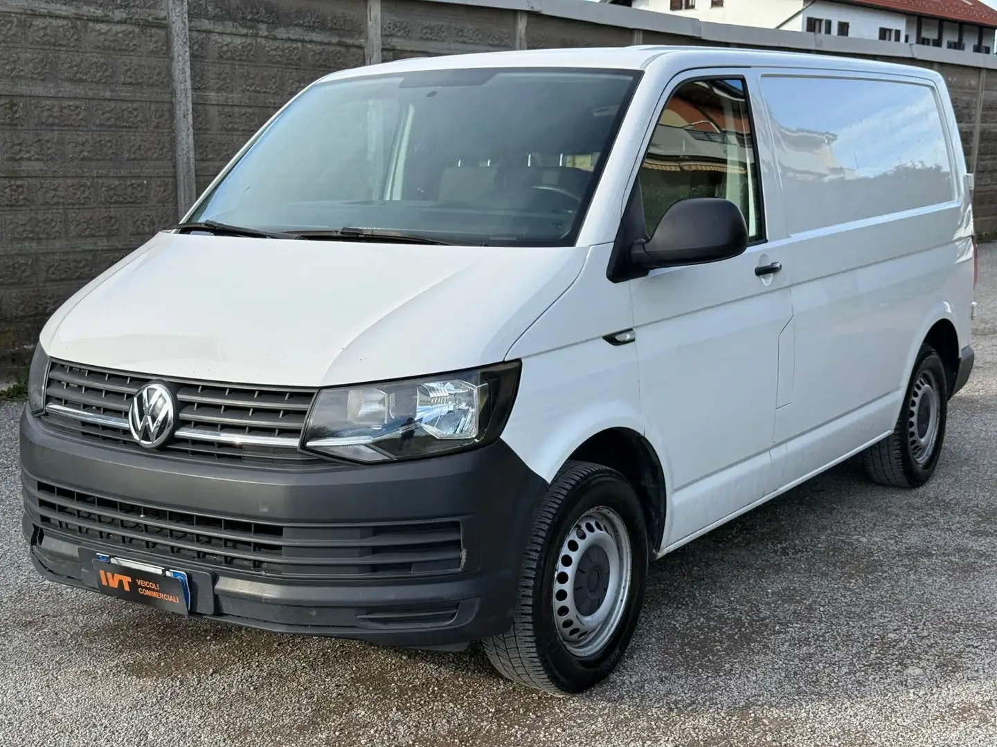 Volkswagen Transporter Transporter 2.0 TDI 102CV PL Furgone Business Eu6 Bianco - 1