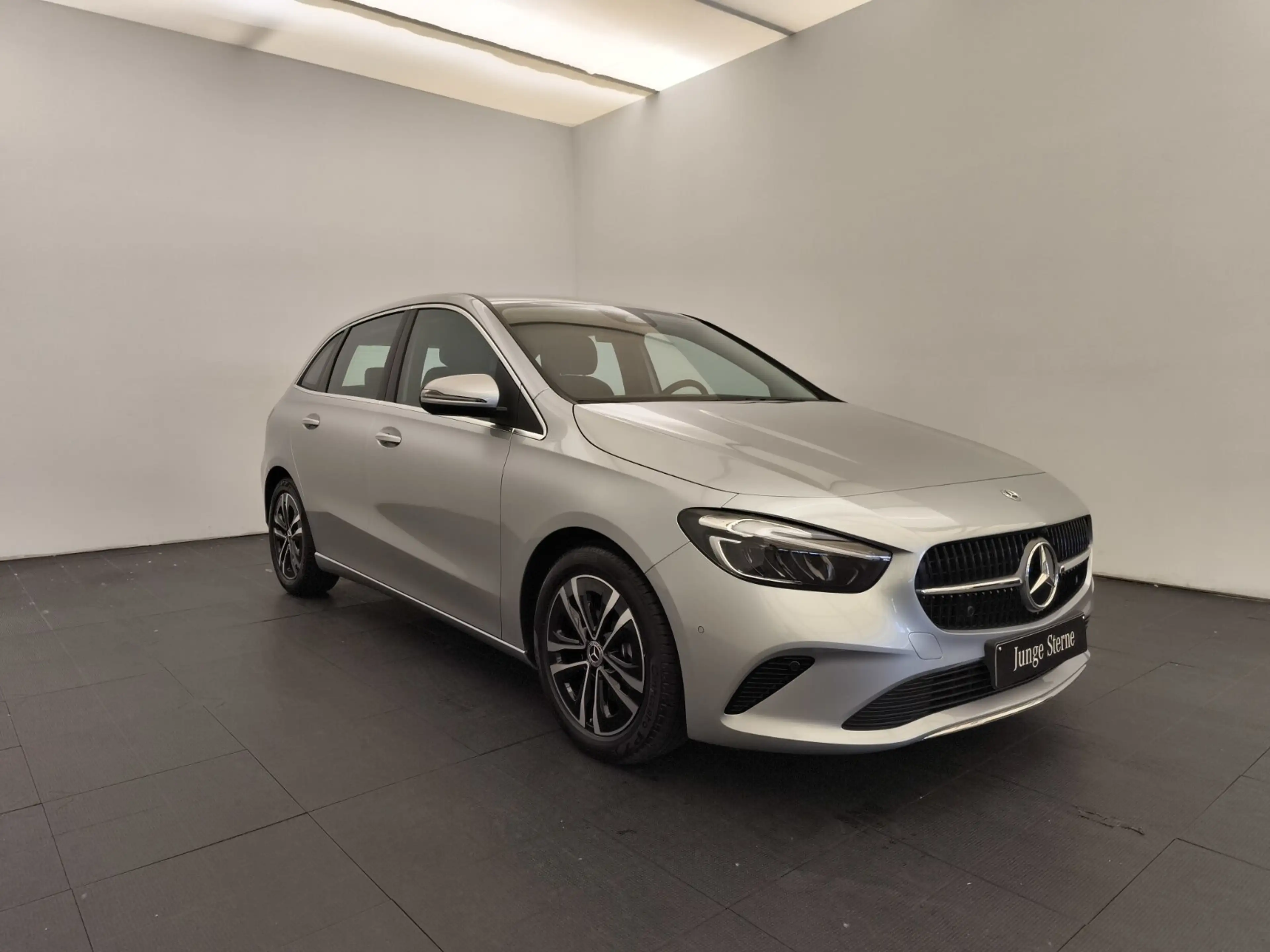 Mercedes-Benz B 180 B 180d Progressive Advanced RüCam LED Sitzhei. — photo 3