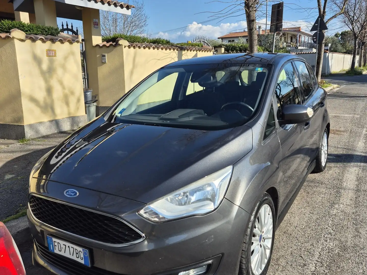 Ford C-Max 1.5 tdci Business s&s 120cv powershift Bronce - 1
