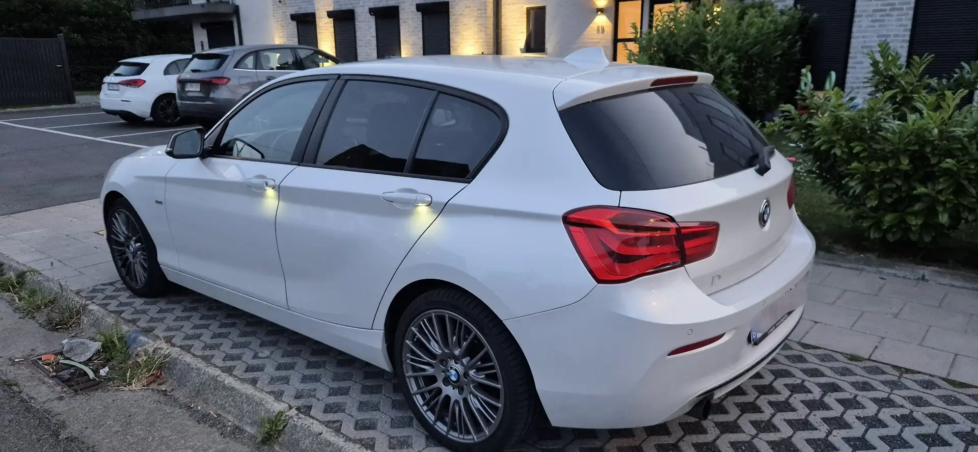 BMW 118 dA sport - 1
