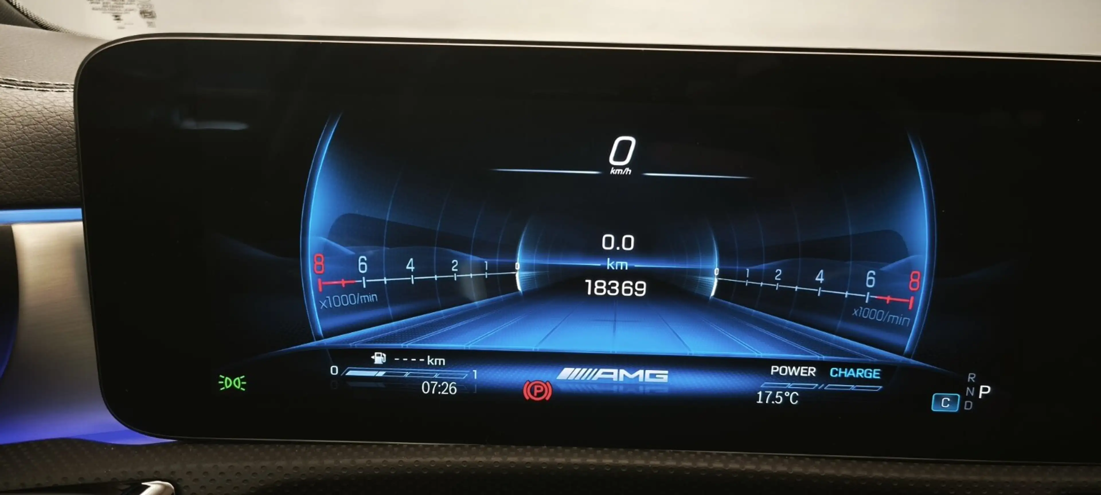 Mercedes-Benz A 35 AMG A 35 4M Pano Distr 360 Multibeam Spur Night Burm — photo 15