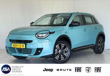 RED 54 kWh | Apple-Android | Climate control | Cru