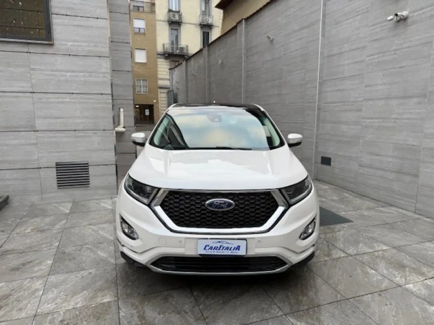 Ford Edge 2.0 TDCI 210 CV AWD Start&Stop Powershift Vignale Bianco - 2