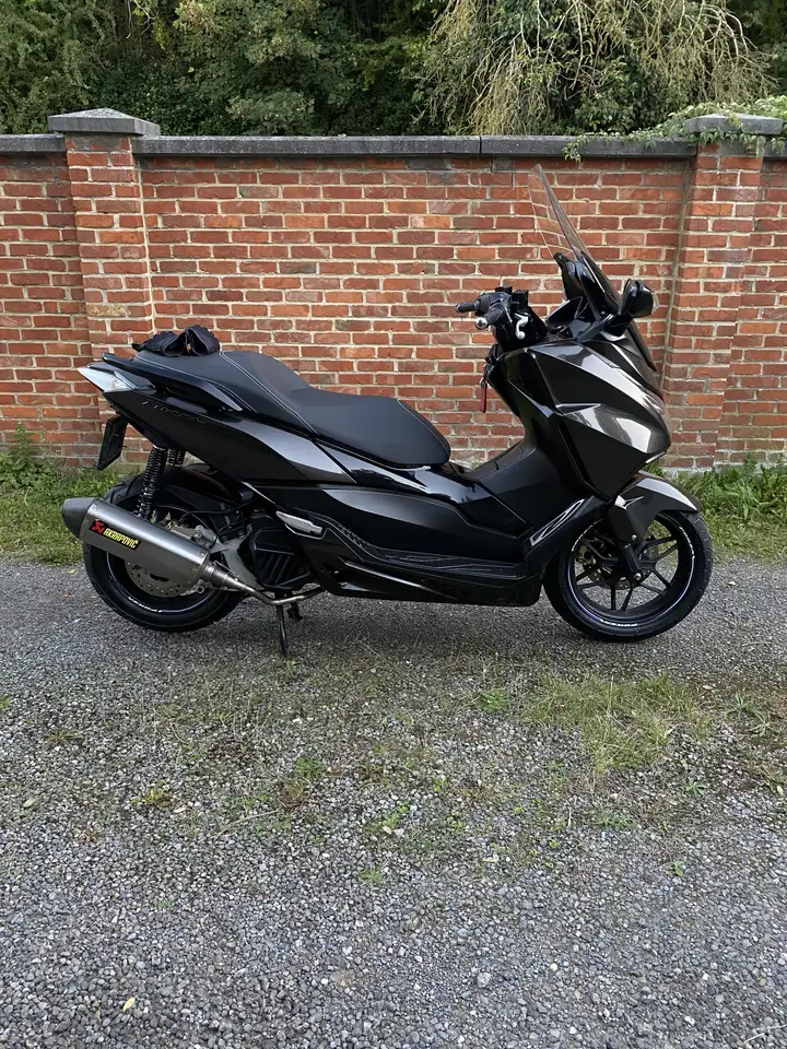 Honda Forza 125