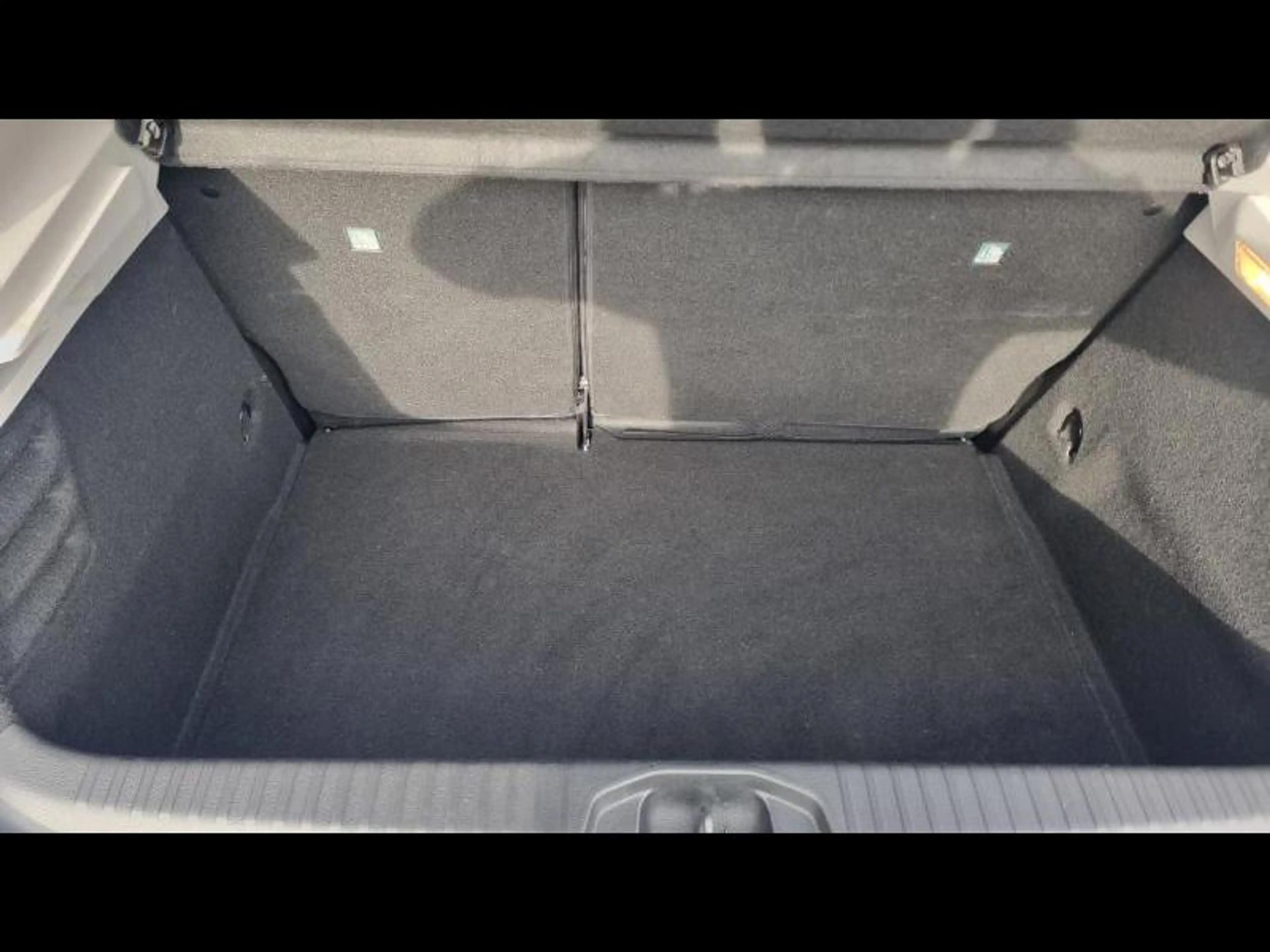 Renault Clio Limited tce 90 — photo 12