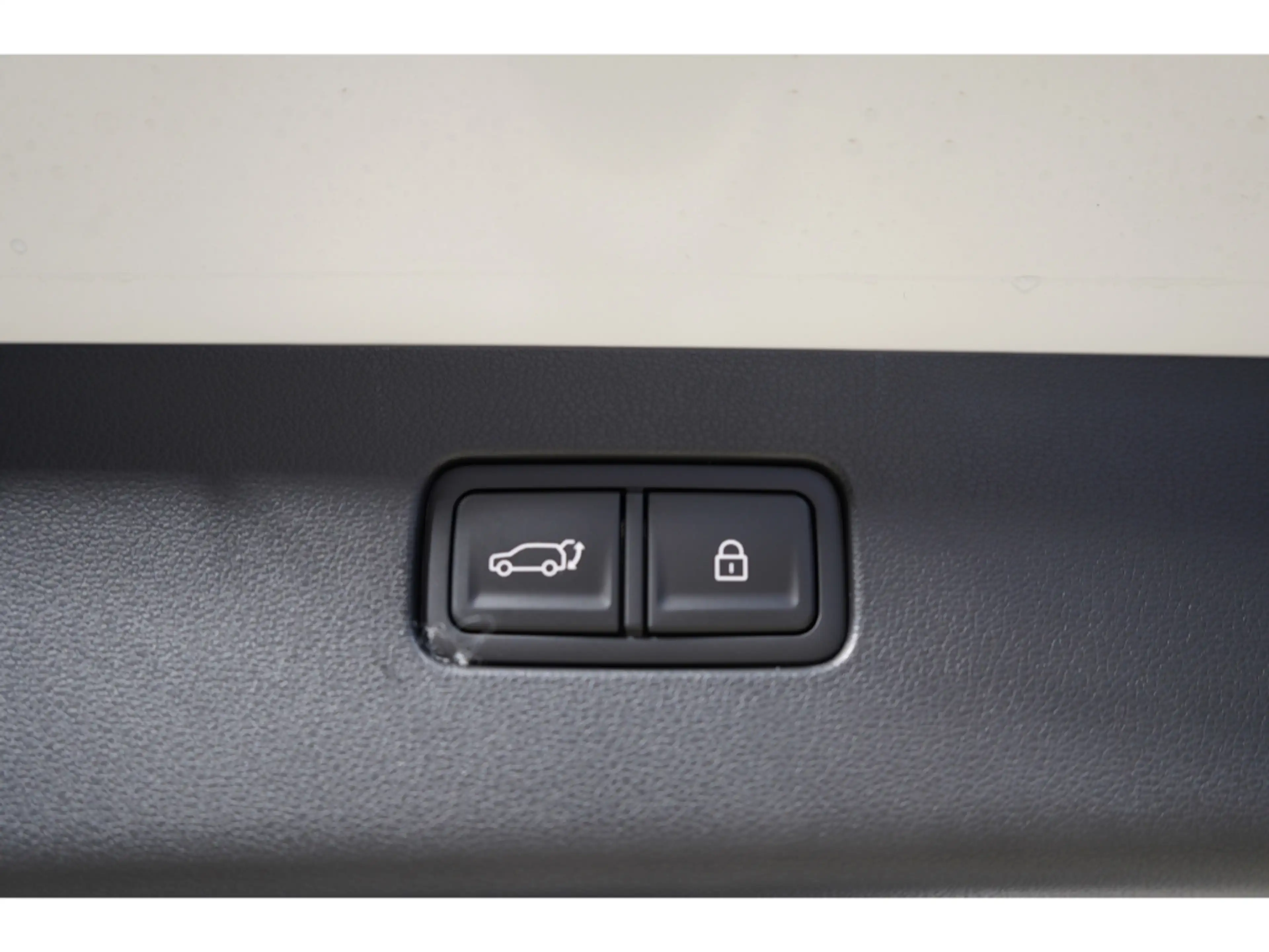Hyundai IONIQ 9 7-Sitzer (MY26) 4WD UNIQ BOSE Soundsystem — photo 13