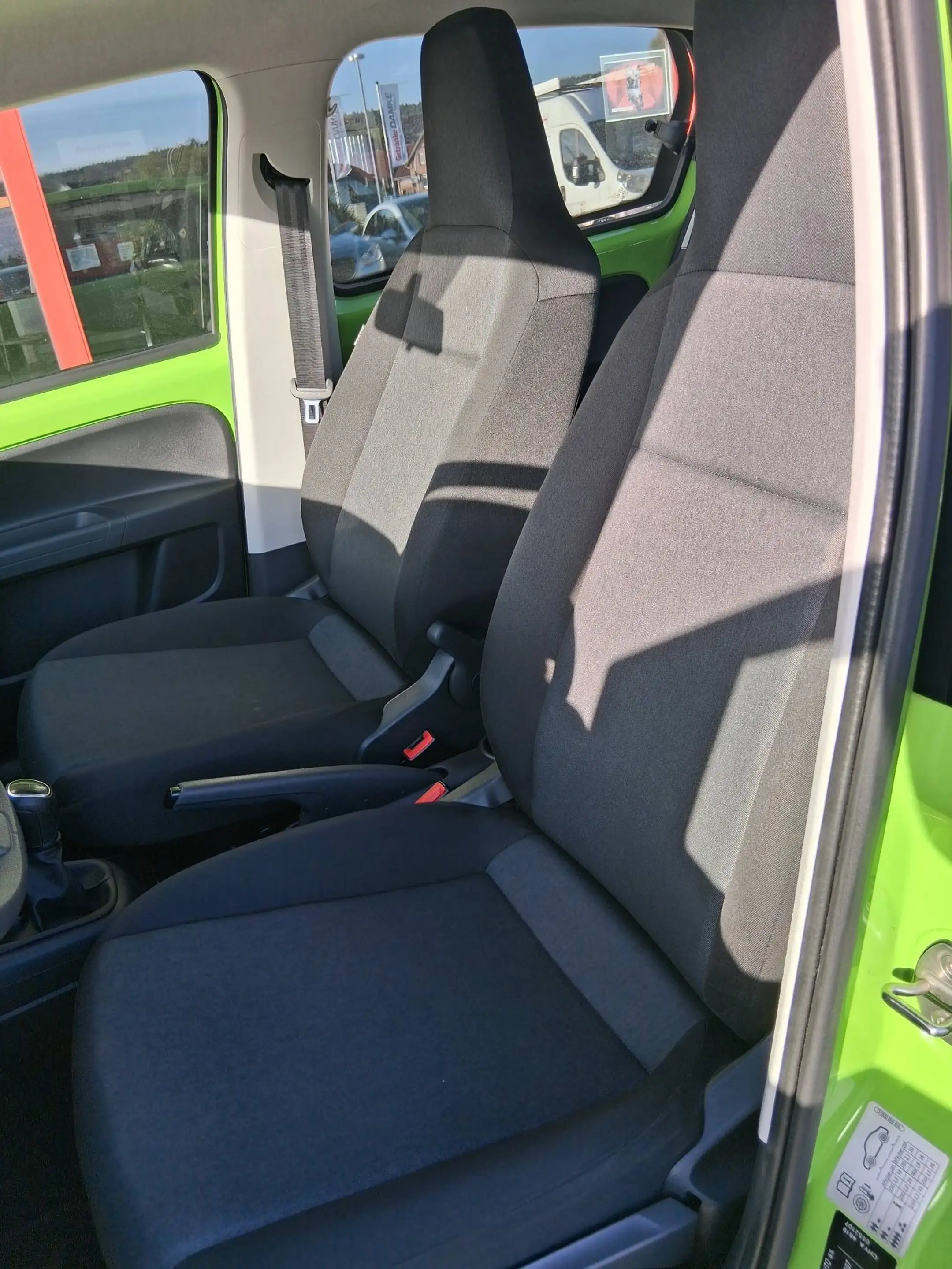 Skoda Citigo 5Türig, Klima, ZV, Service NEU, 8fach bereift — photo 7