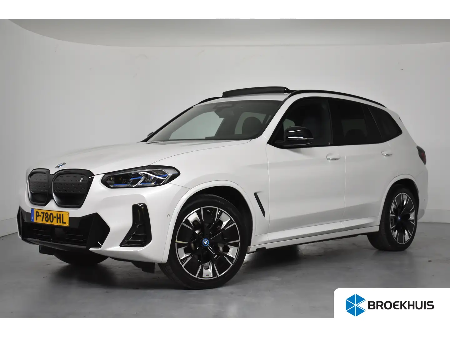 BMW iX3 High Executive 80 kWh | Trekhaak | Adaptieve Cruis Blanc - 1