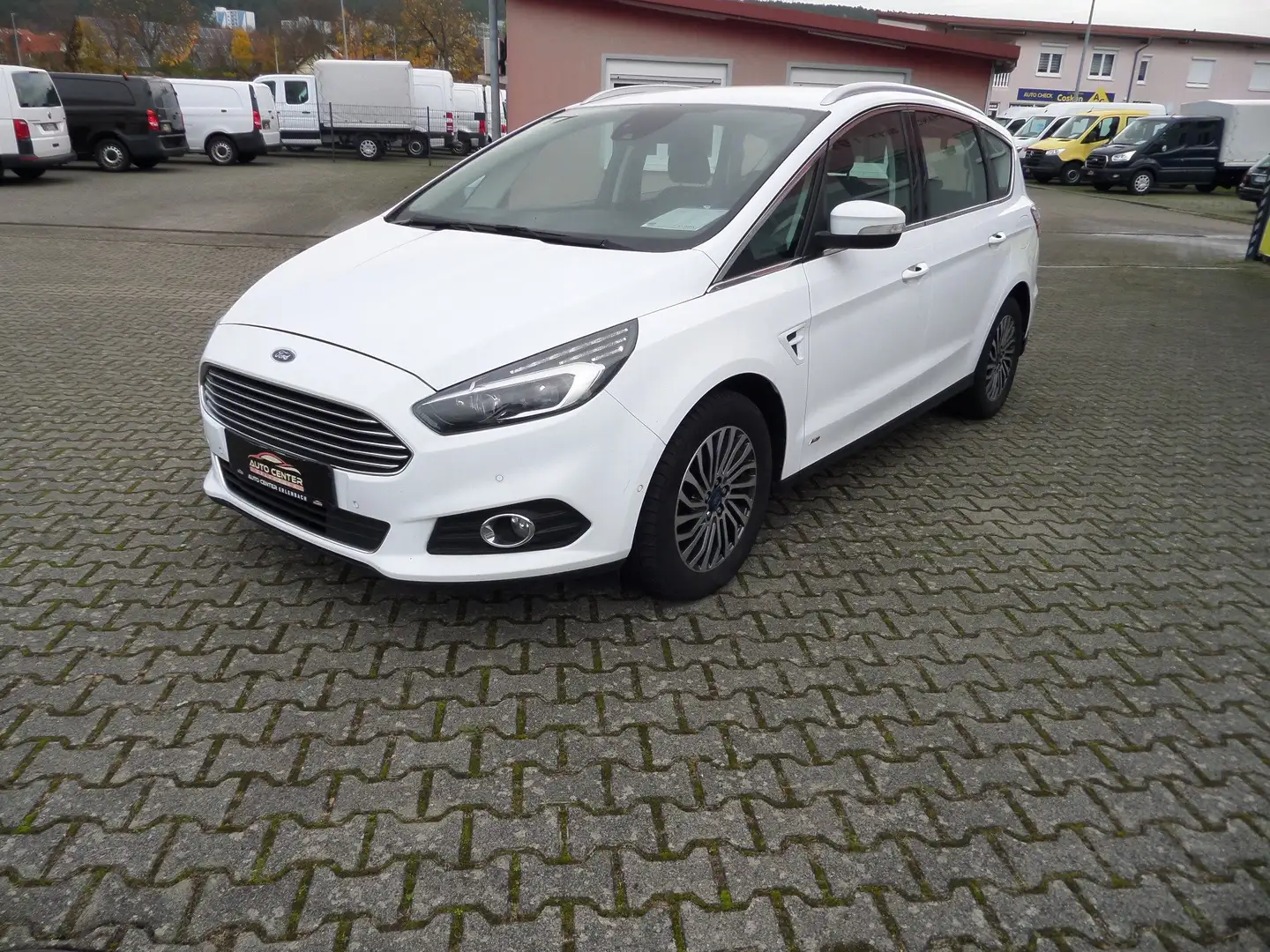 Ford S-Max Titanium 4x4 AWD+Turbolader-Schaden+Automatik+Allr Weiß - 1