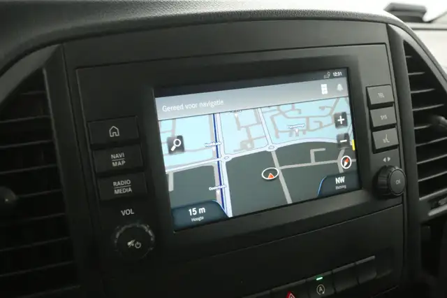 Mercedes-Benz Vito view 13