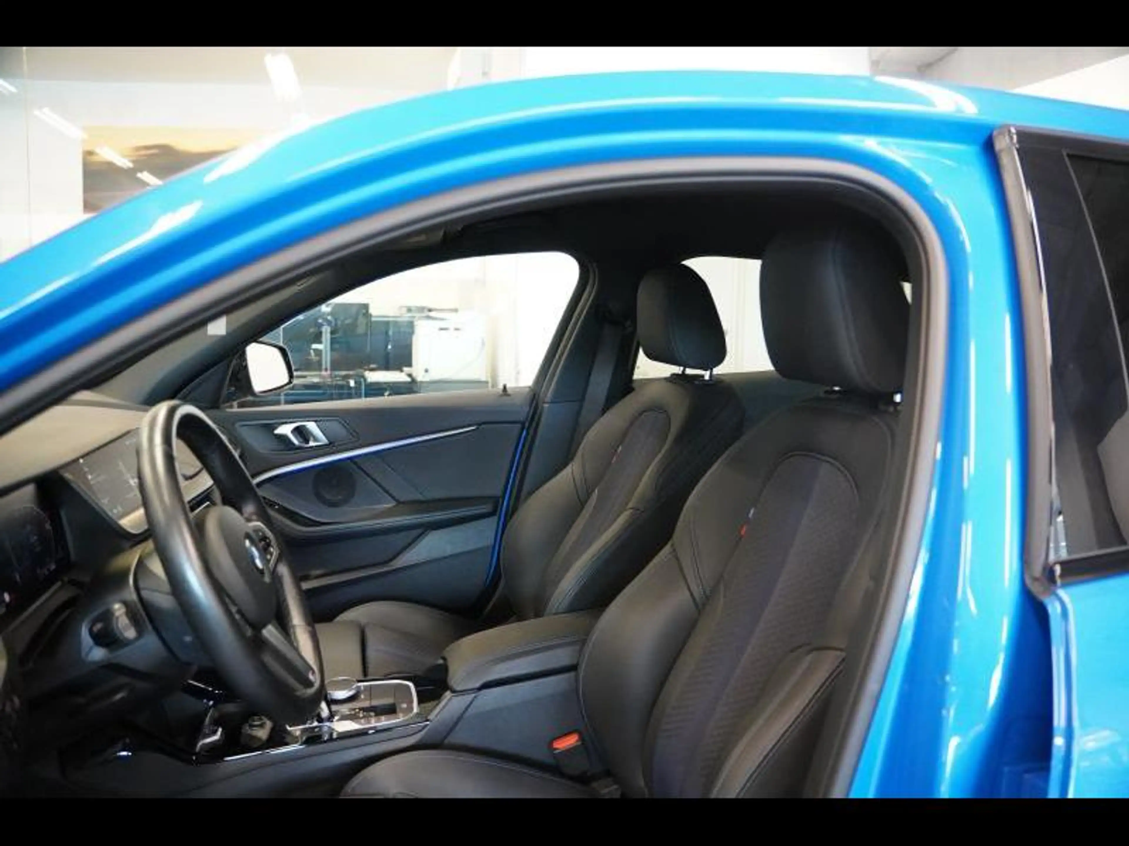 BMW 118 M PACK CAMERA LED NAVI PROF — photo 10