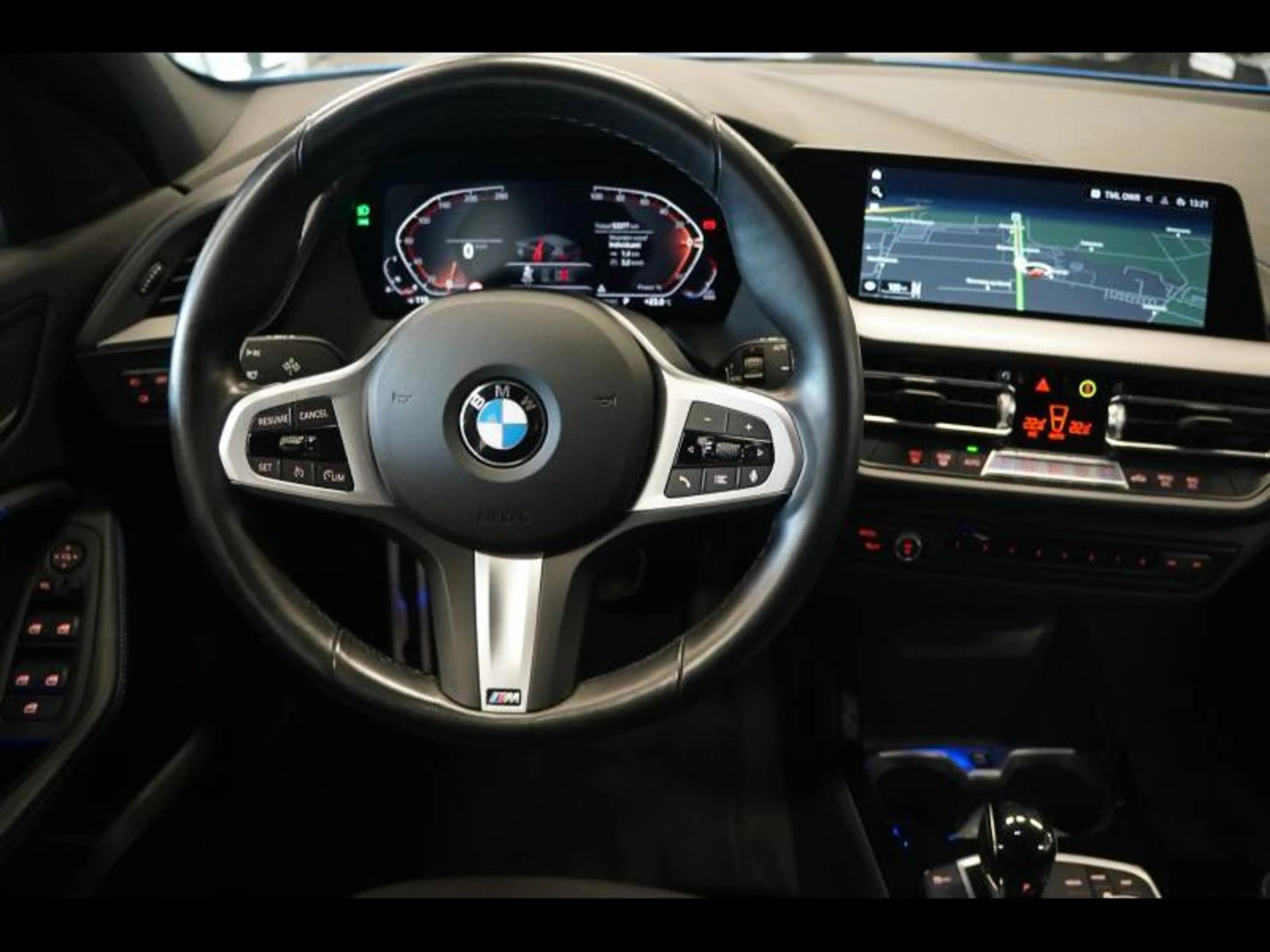 BMW 118 M PACK CAMERA LED NAVI PROF — photo 12
