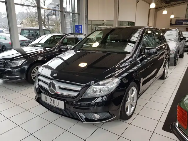 Mercedes-Benz B 200 SPORTPAKET PTS SHZ TEILLEDER