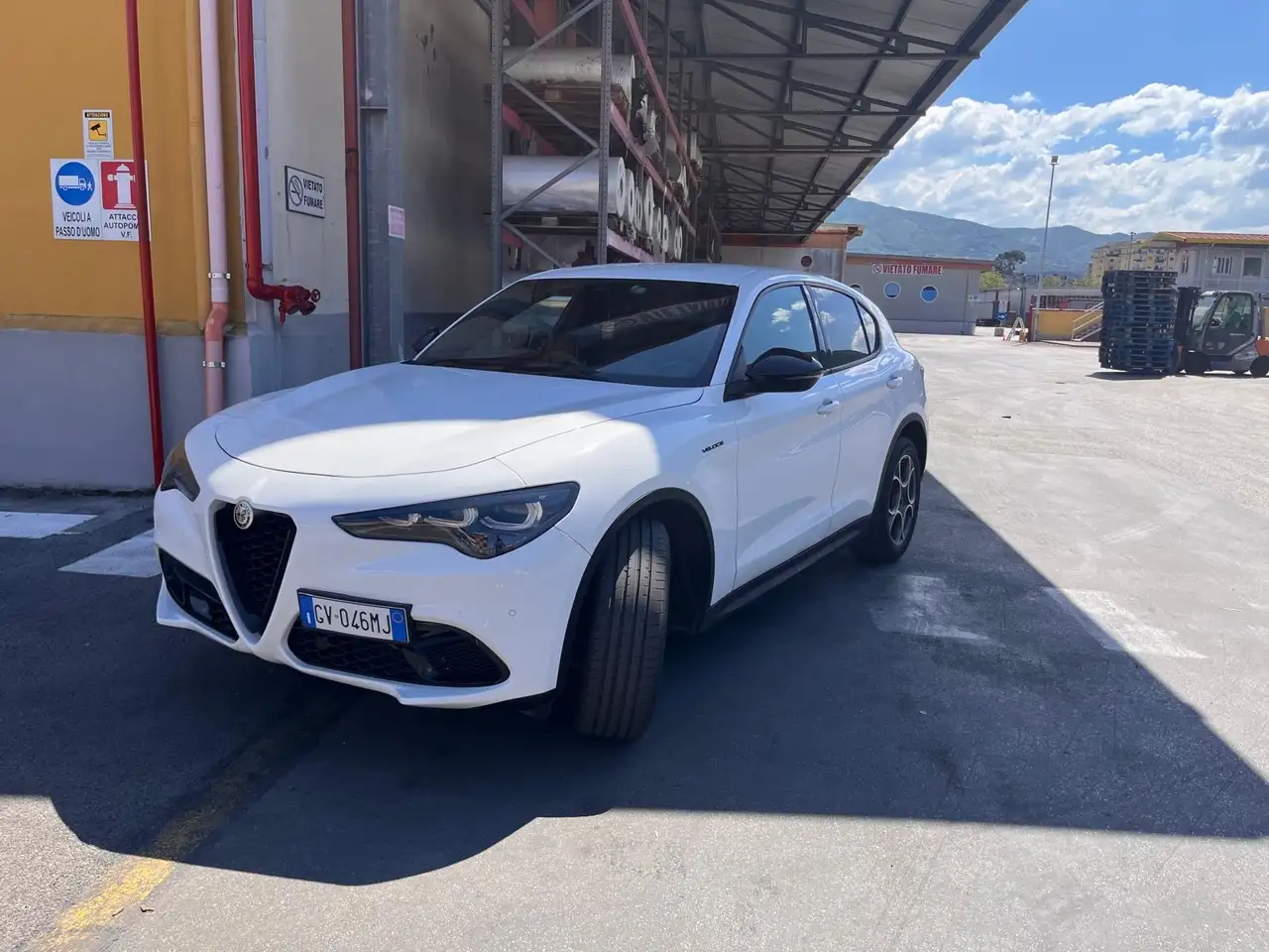 Alfa Romeo Stelvio 2024 — фото 14