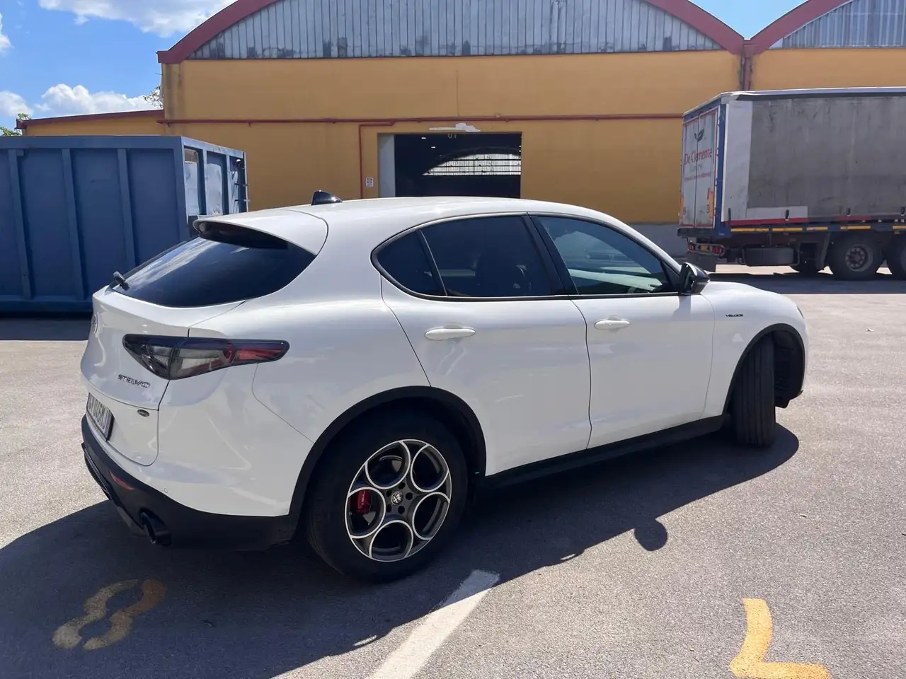 Alfa Romeo Stelvio 2024