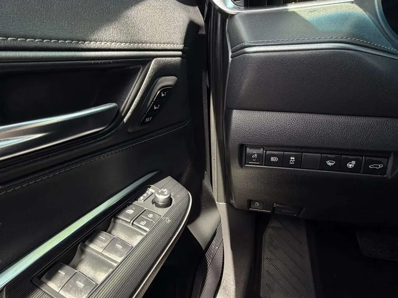 Toyota Venza fotografie Toyota Venza