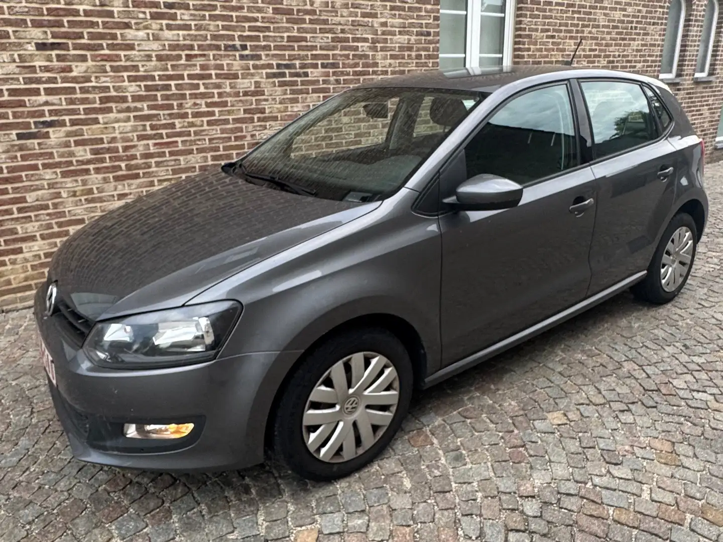 Volkswagen Polo VW Polo 1.6TDI in zeer goede staat! Blanco gekeurd Grijs - 2