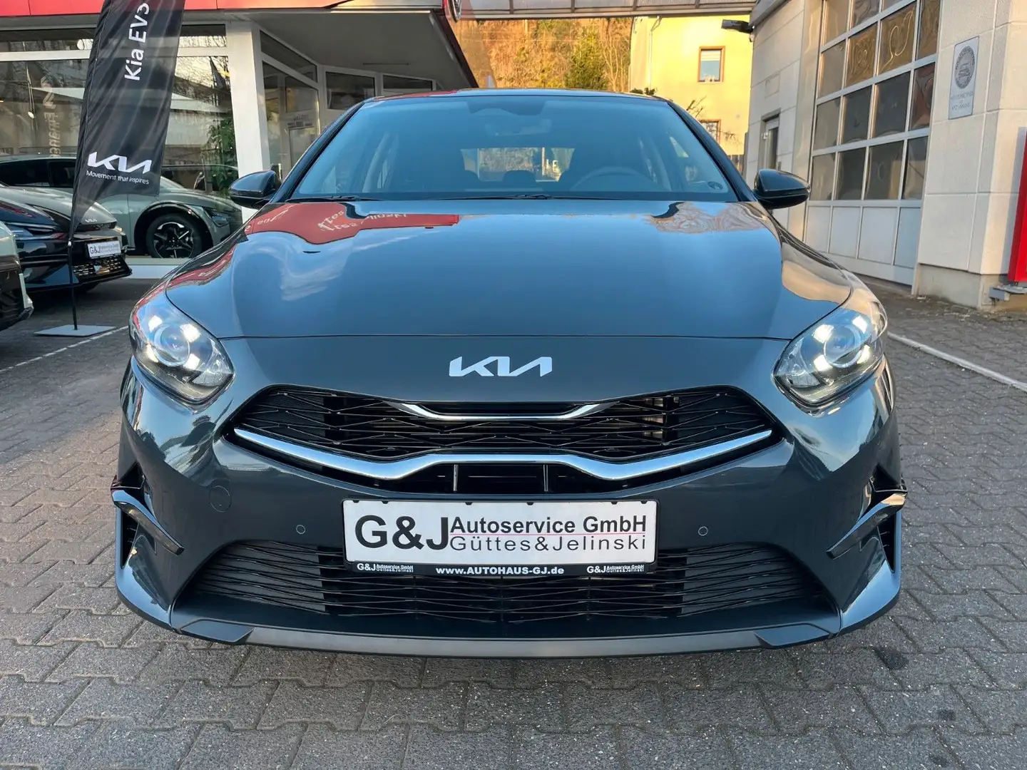 Kia Ceed / cee'd Ceed Ultimate Edition Navi, Kamera, LED, FCA Grigio - 2