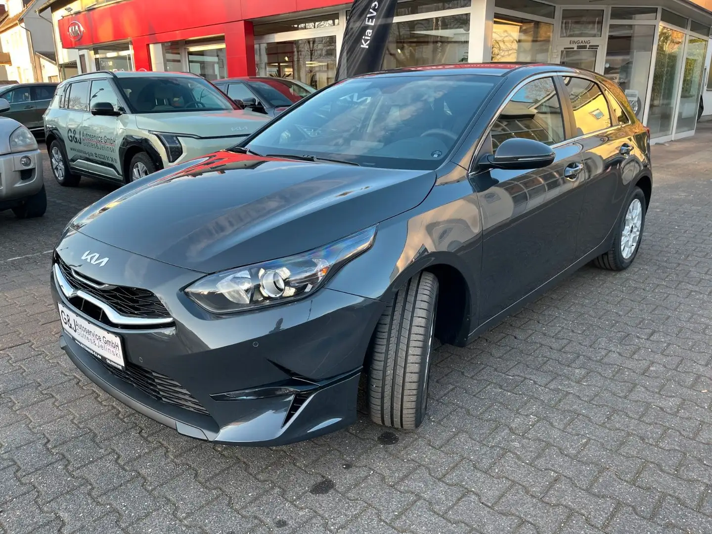 Kia Ceed / cee'd Ceed Ultimate Edition Navi, Kamera, LED, FCA Grigio - 1