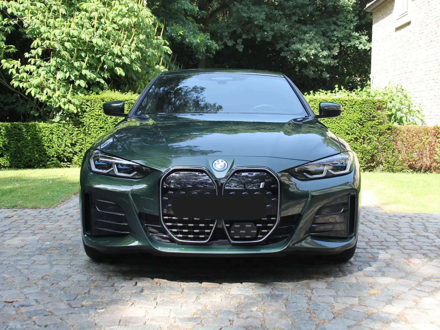 BMW i4 i4 eDrive35 Gran Coupe M Sport (BTW aftrekbaar) Groen - 2