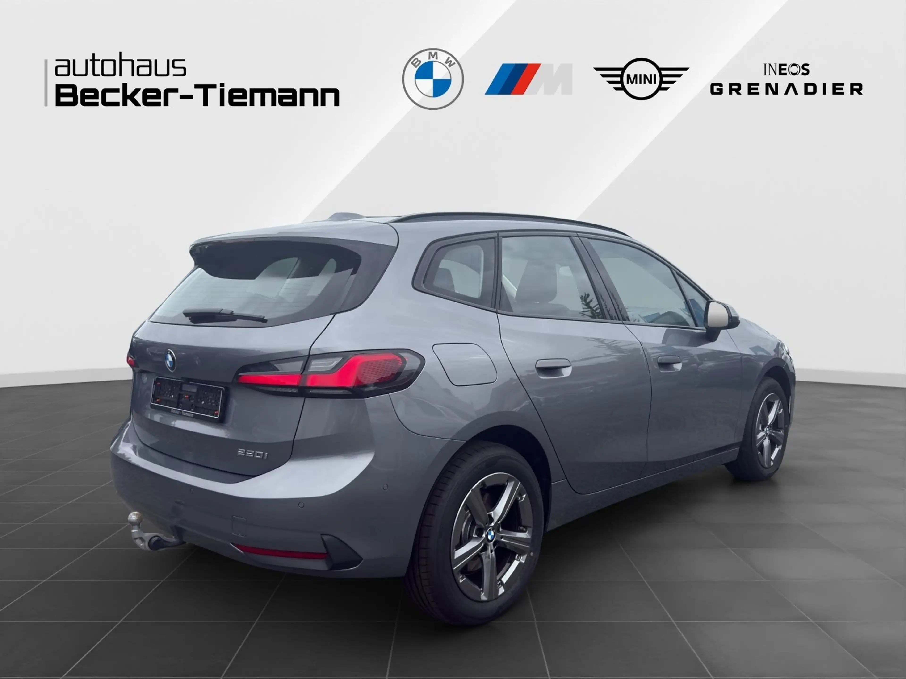 BMW 220 i Active Tourer *AHK*ADAPT LED*KAMERA*KEYLESS*WIRE — photo 7