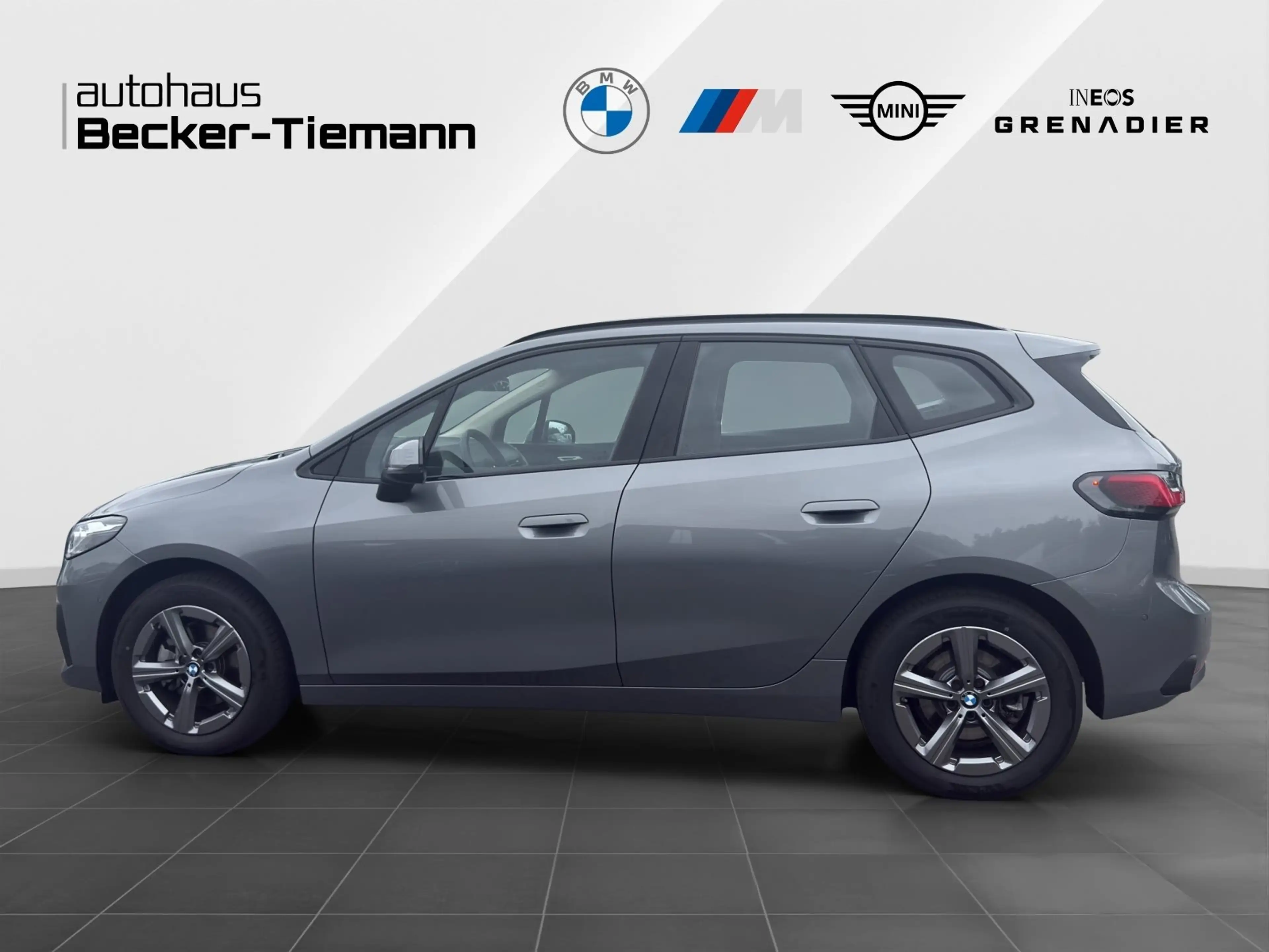 BMW 220 i Active Tourer *AHK*ADAPT LED*KAMERA*KEYLESS*WIRE — photo 4