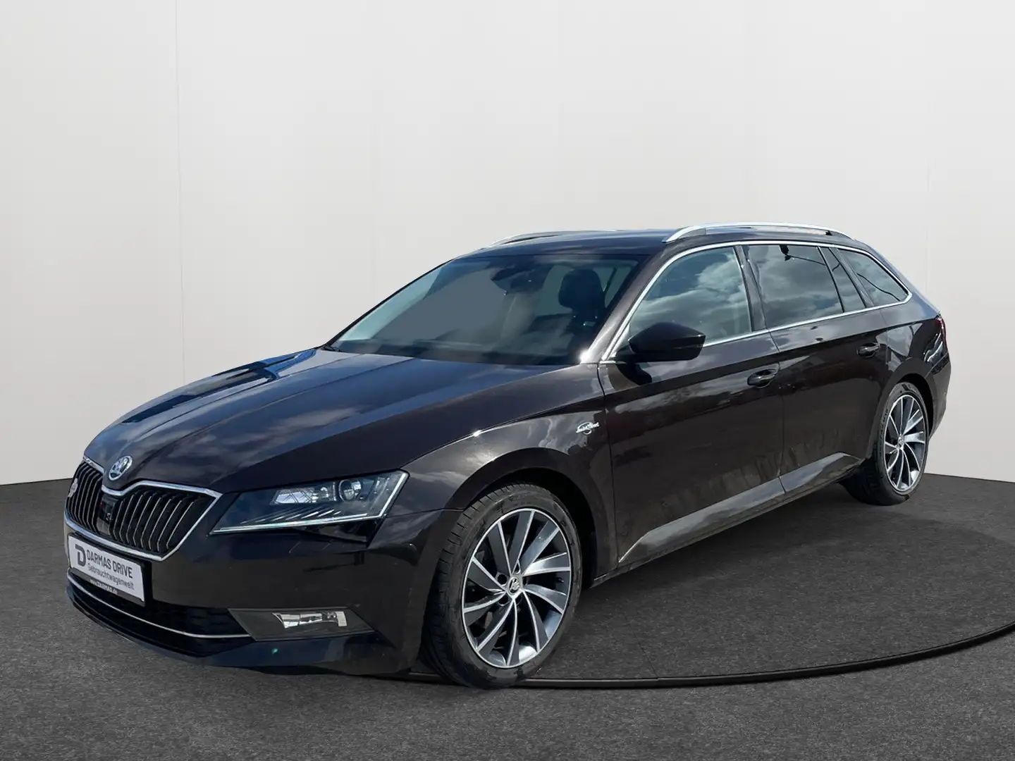 Skoda Superb Superb Kombi 1.8 L&K AHK Navi Braun - 1