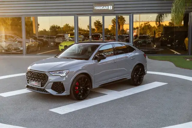 Audi RS Q3 view 3