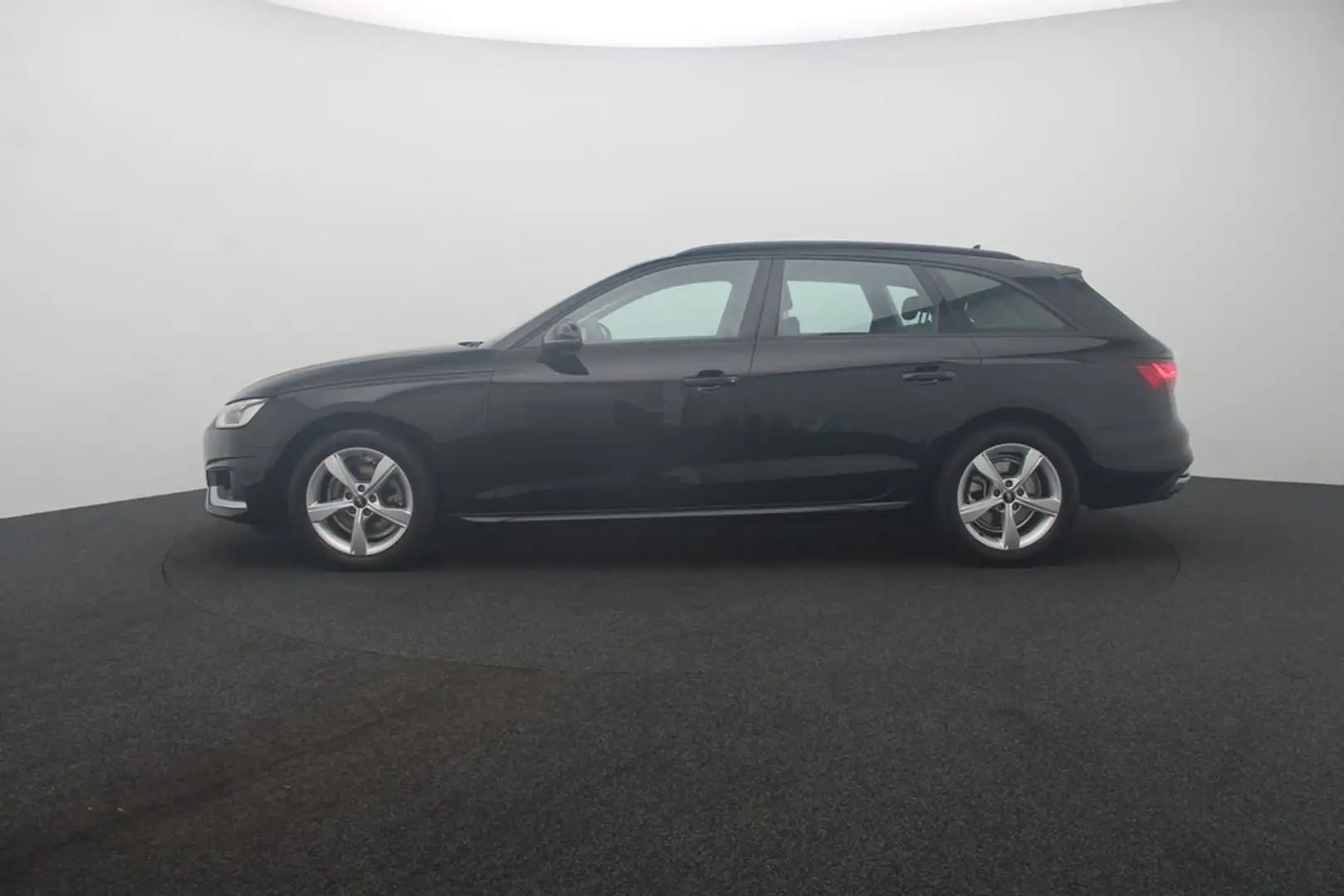 Audi A4 Avant 35 TDI . Virt.Cockpit LED Navi ACC Zwart - 2