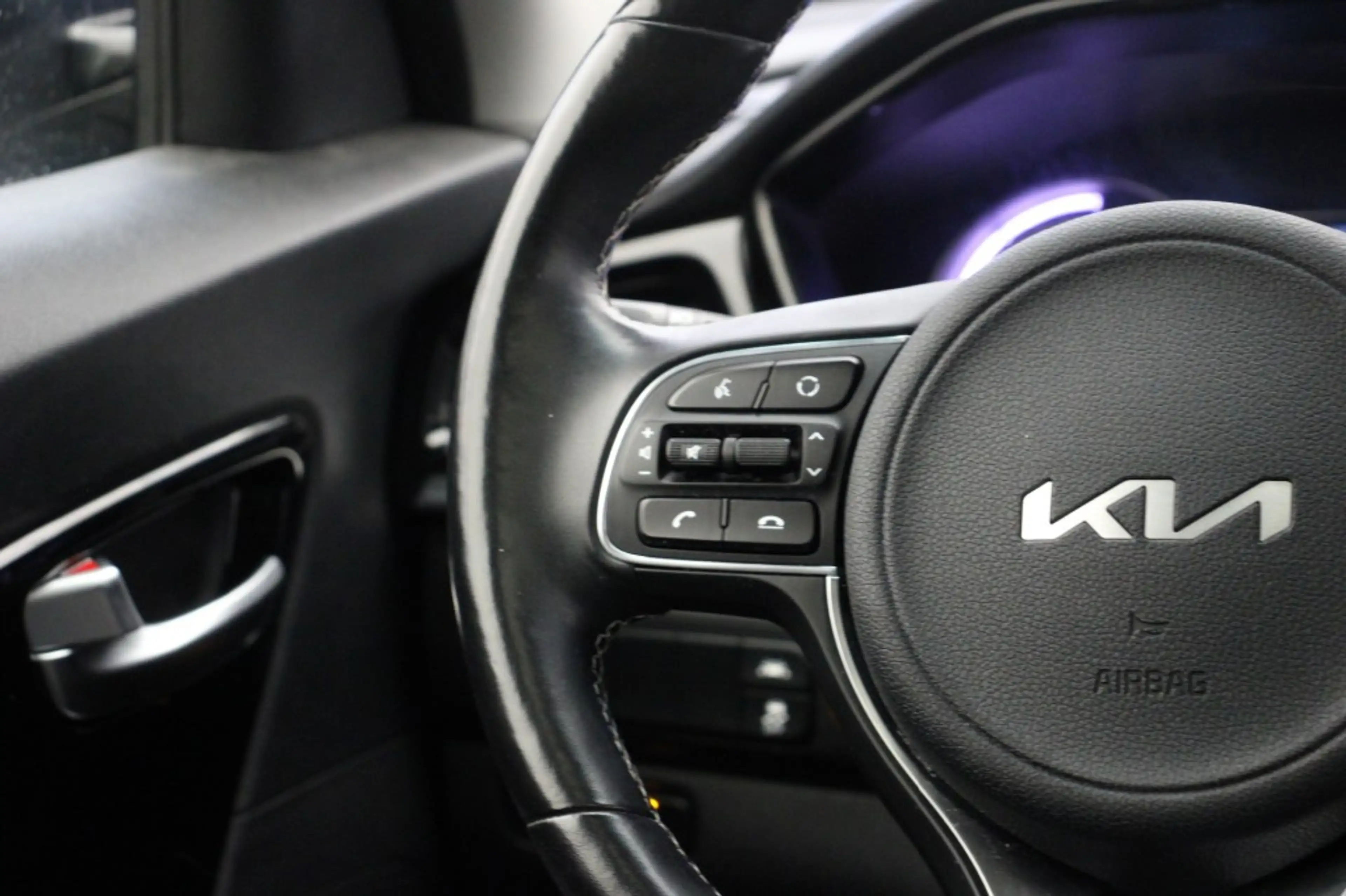 Kia e-Niro DynamicPlusLine 64 kWh - Carplay, Camera, Schuif/k — photo 24