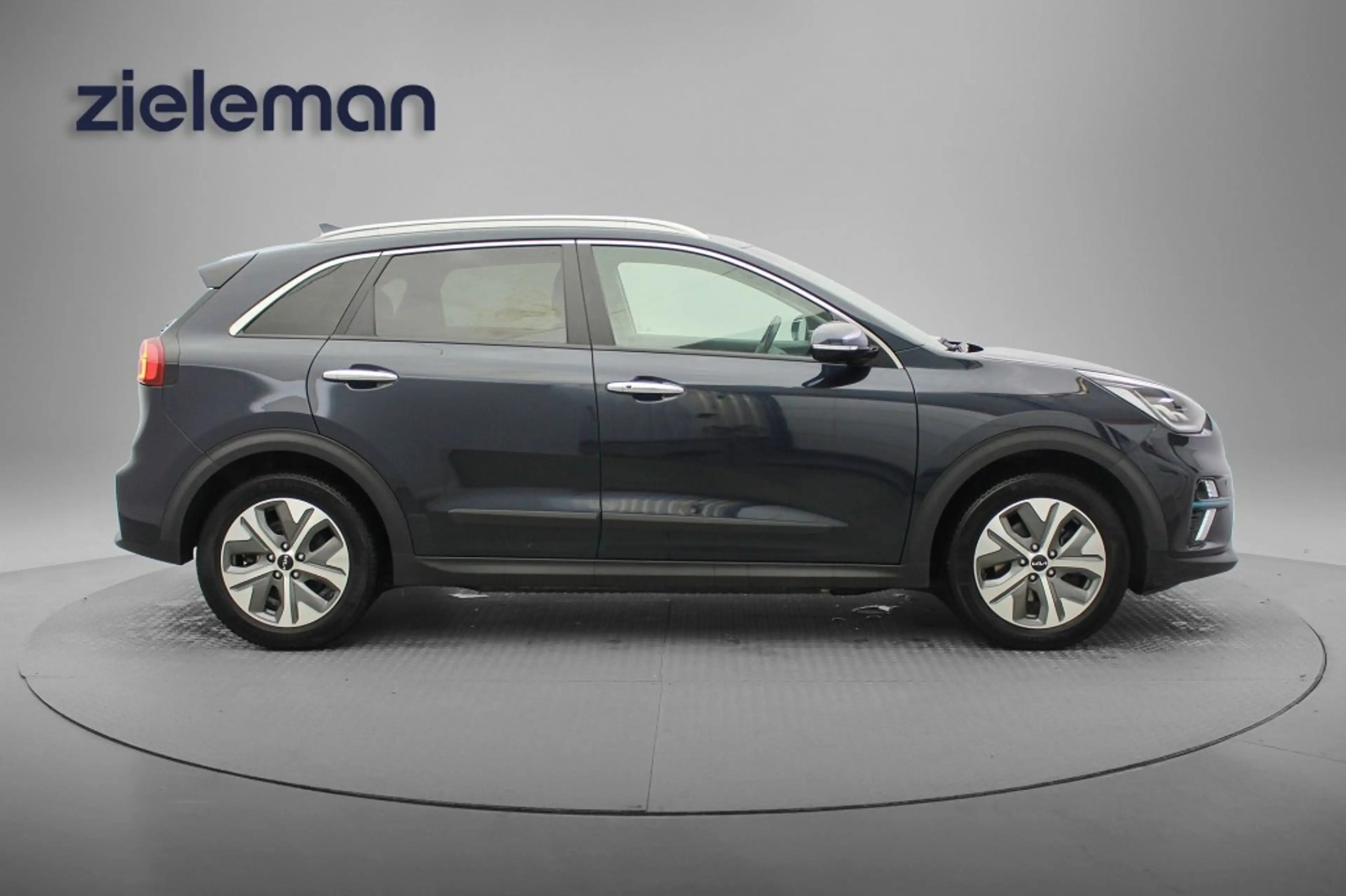 Kia e-Niro DynamicPlusLine 64 kWh - Carplay, Camera, Schuif/k — photo 18