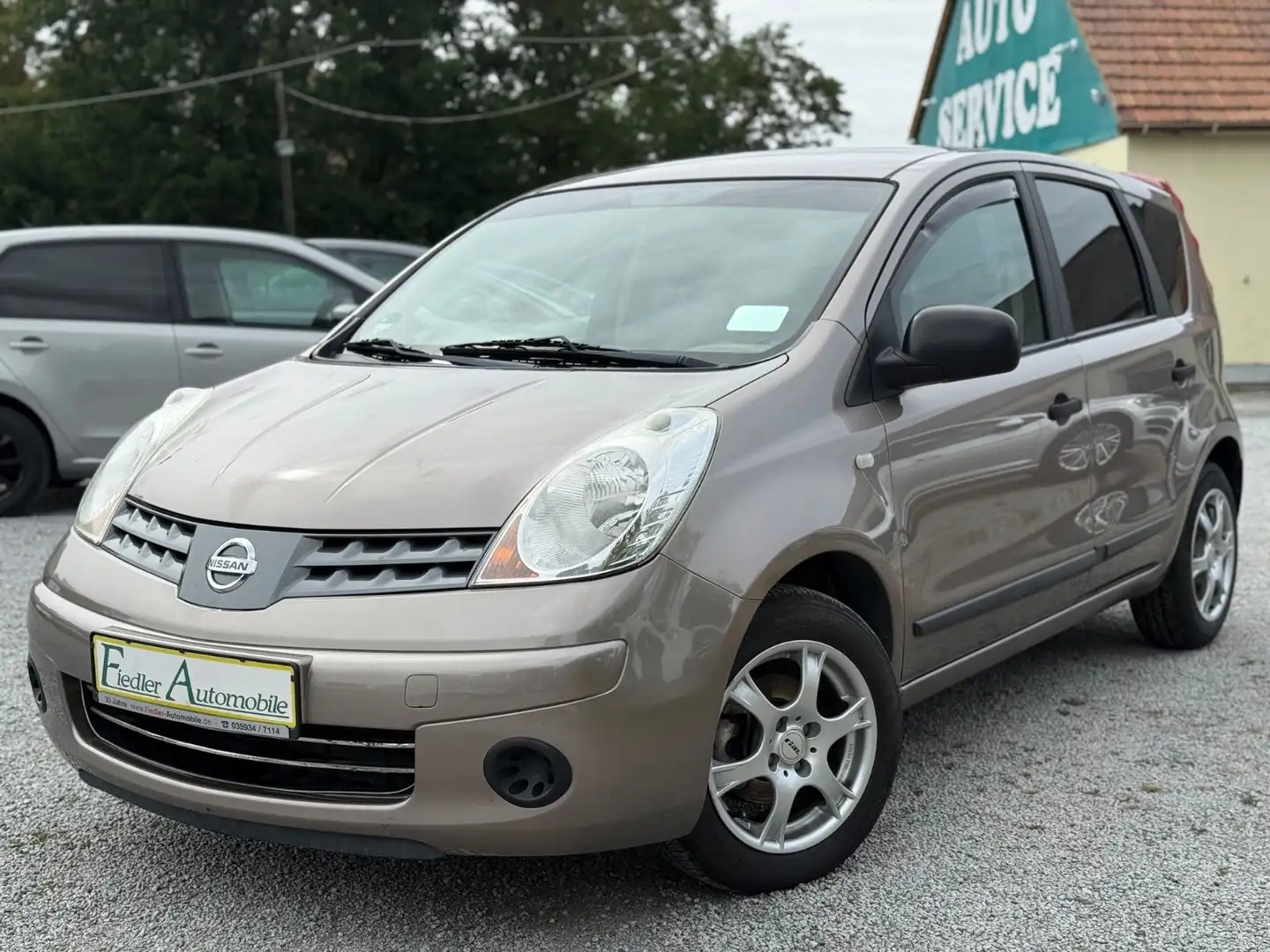 Nissan Note acenta 1,4 / AHK / KLIMA / TÜV 05.2027 Marrone - 1
