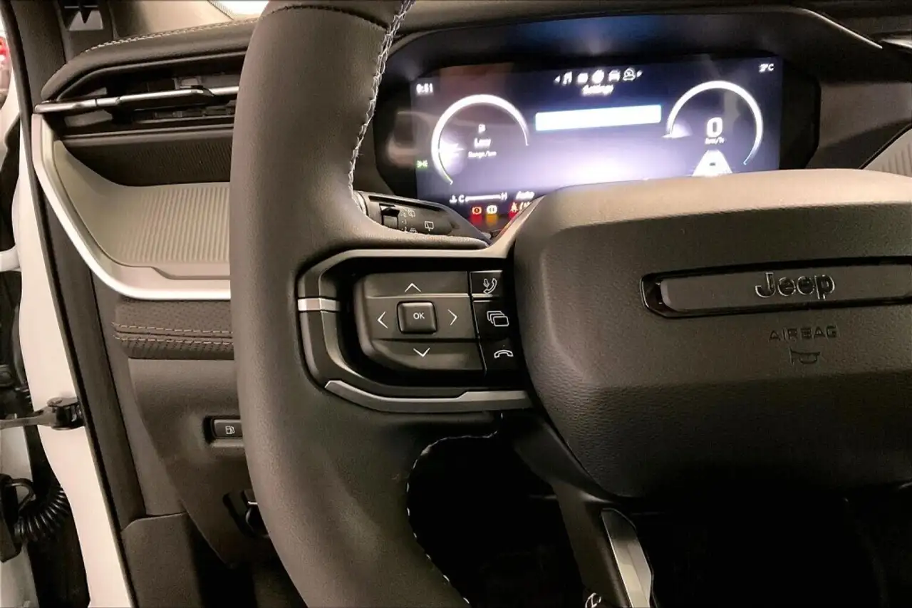 Jeep Cherokee снимка Jeep Cherokee