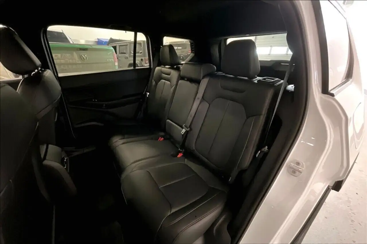 Jeep Cherokee снимка Jeep Cherokee