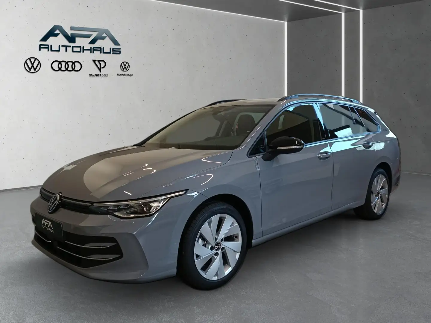 Volkswagen Golf Variant Golf VIII Variant 1.5 eTSI Goal DSG AHK*LED+*Navi Grau - 2