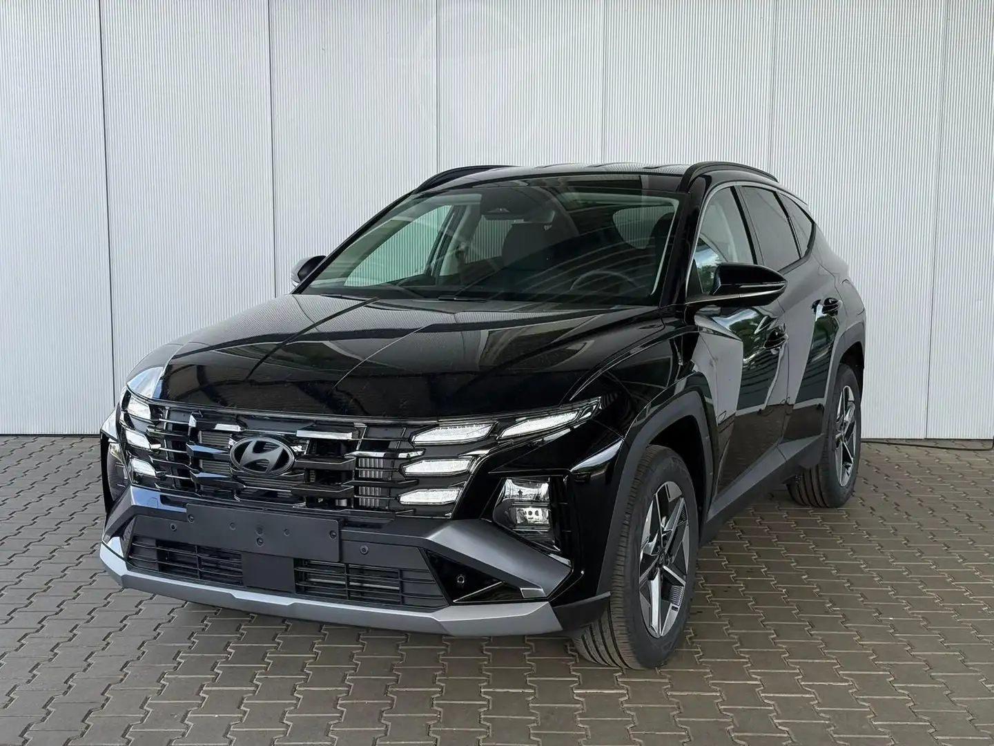Hyundai TUCSON NX4 GO 1,6 T-GDi 2WD 48V DCT  160 PS /... Schwarz - 1