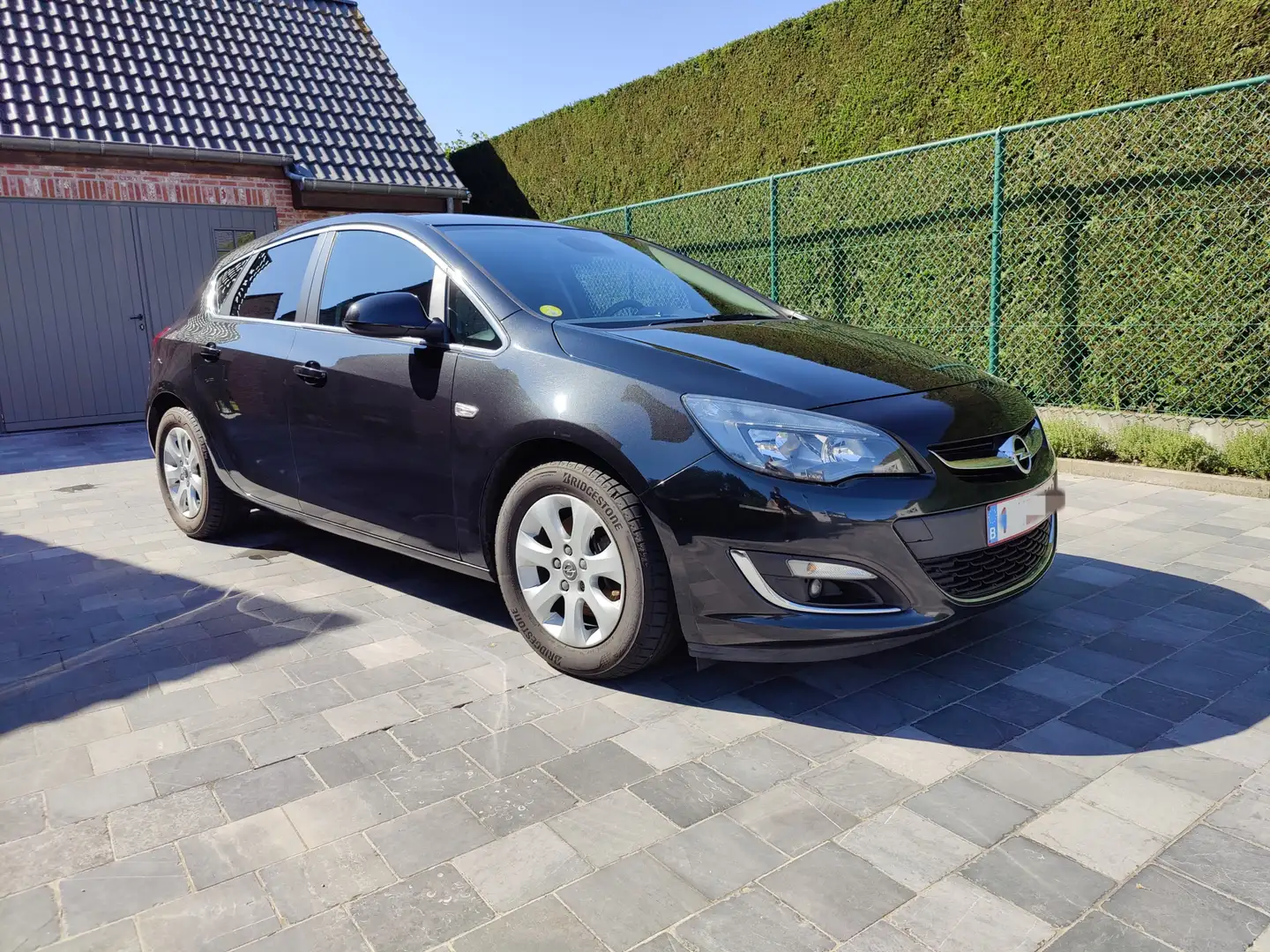 Opel Astra Astra 1.7 CDTI DPF ecoFLEX Start/Stop 99g ENERGY Zwart - 1