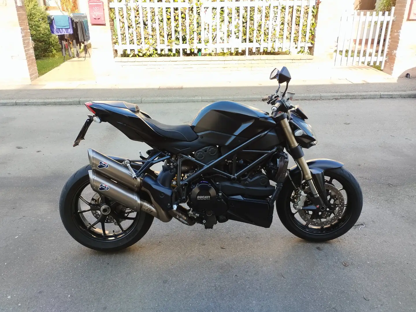 Ducati Streetfighter 848 Чёрный - 1