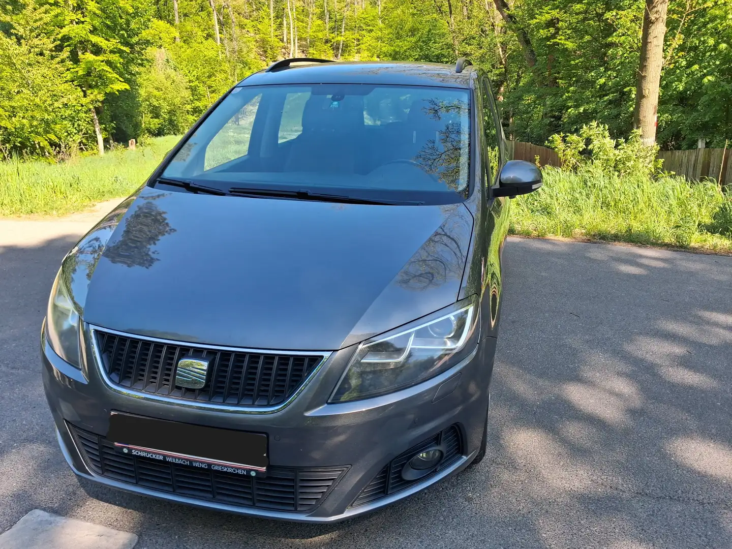 SEAT Alhambra Alhambra GT 2,0 TDI CR DPF DSG GT Grau - 1