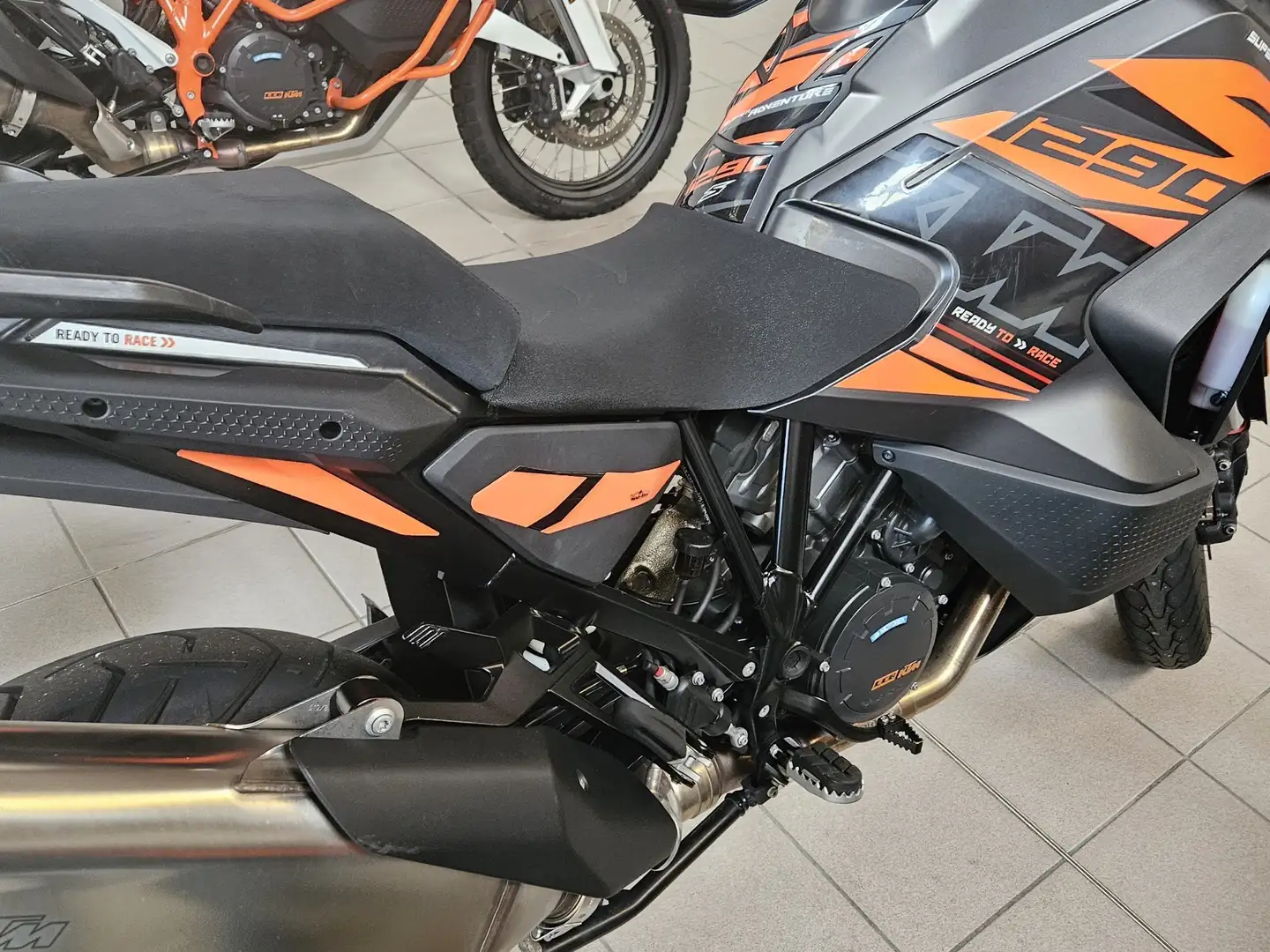 KTM 1290 Super Adventure S Negru - 2