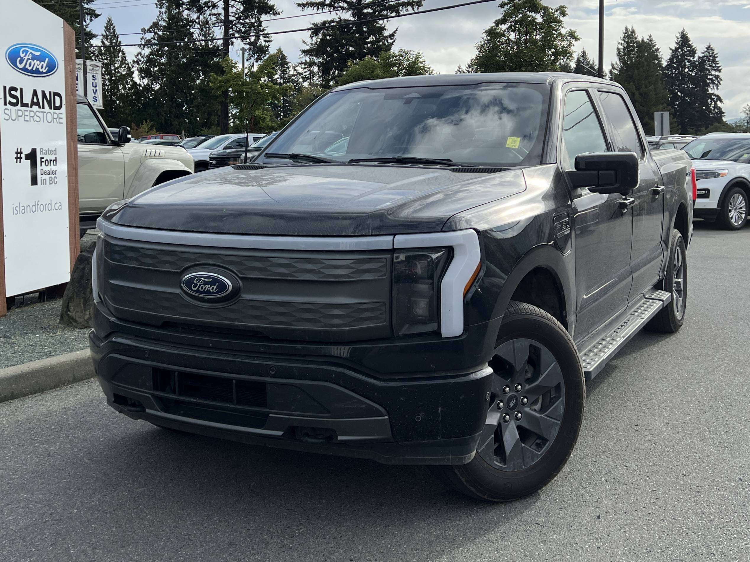 2023 Ford F-150 Lightning LARIAT | Electric | Drive Modes | Trailer Tow Pkg — снимка 1
