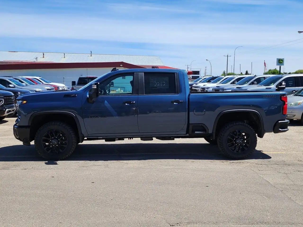 Chevrolet Silverado 3500 photo Chevrolet Silverado 3500
