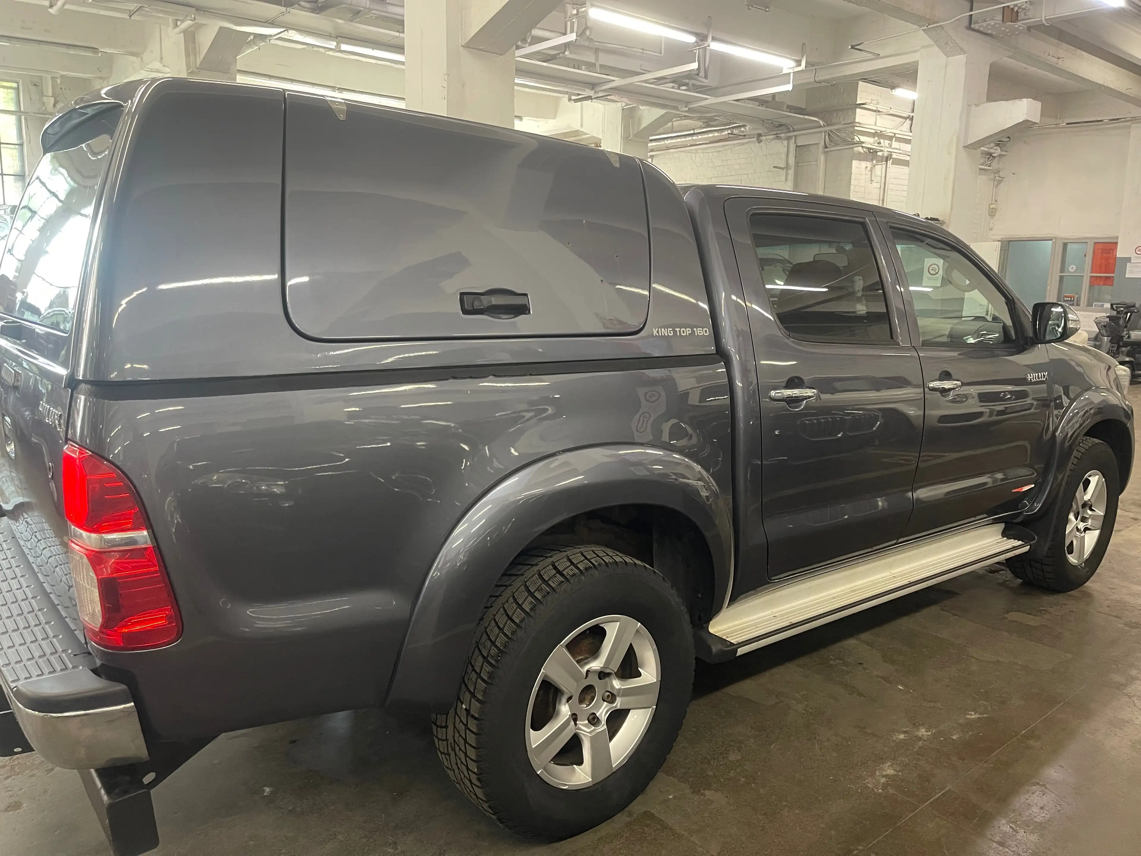 Toyota Hilux 2.5 D-4D 4WD STX — photo 3