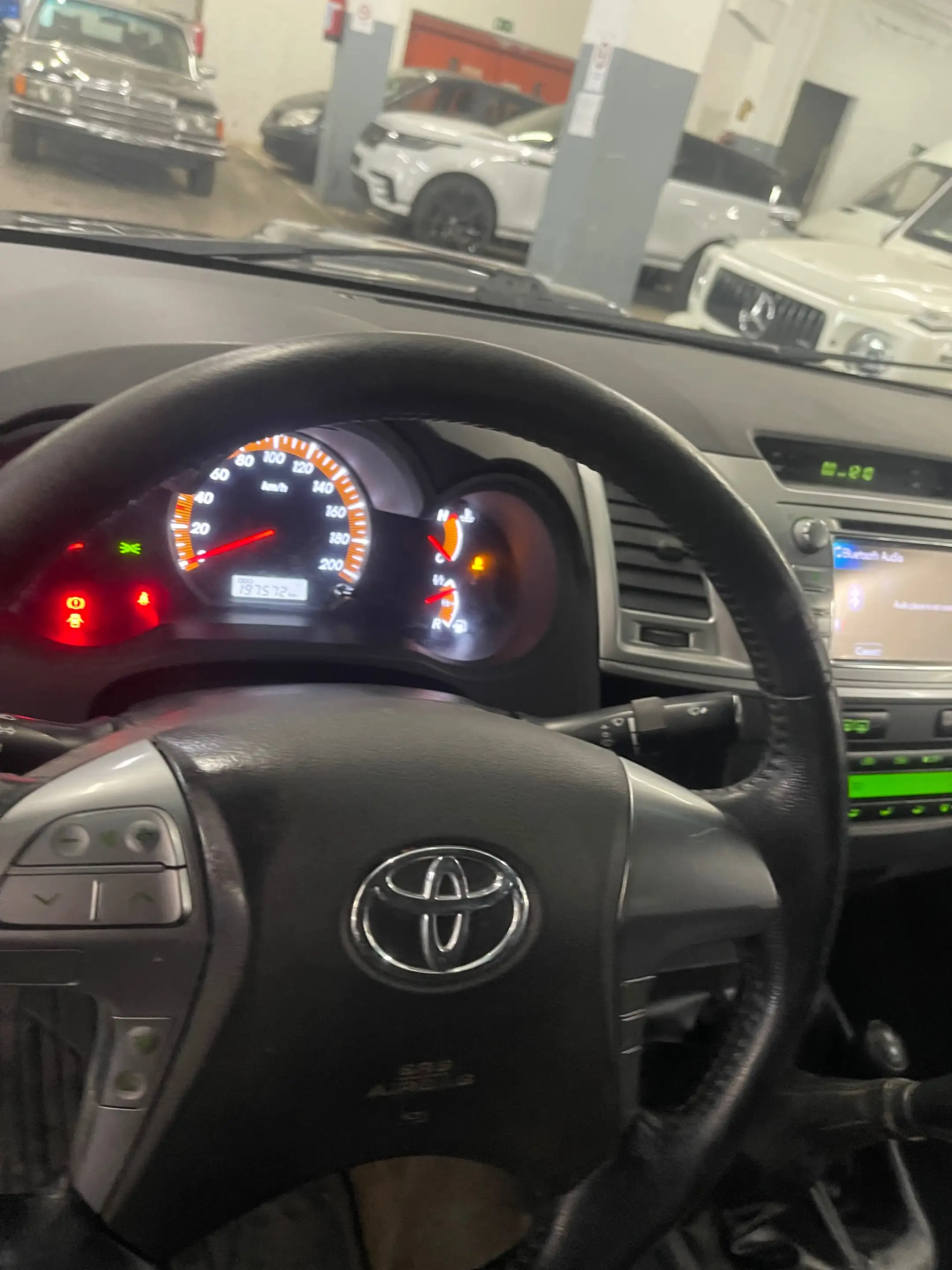 Toyota Hilux 2.5 D-4D 4WD STX — photo 7