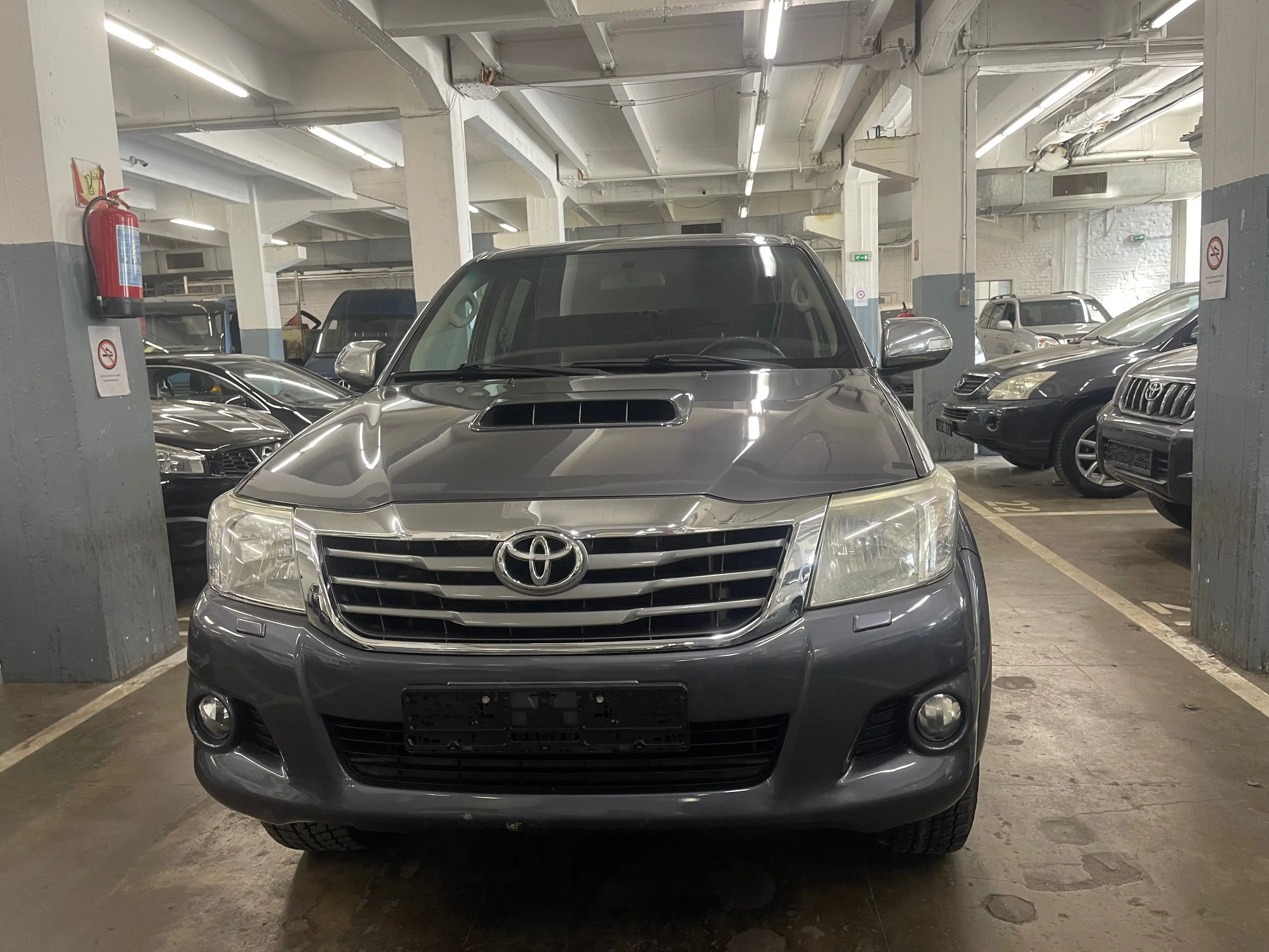 Toyota Hilux 2.5 D-4D 4WD STX — photo 9