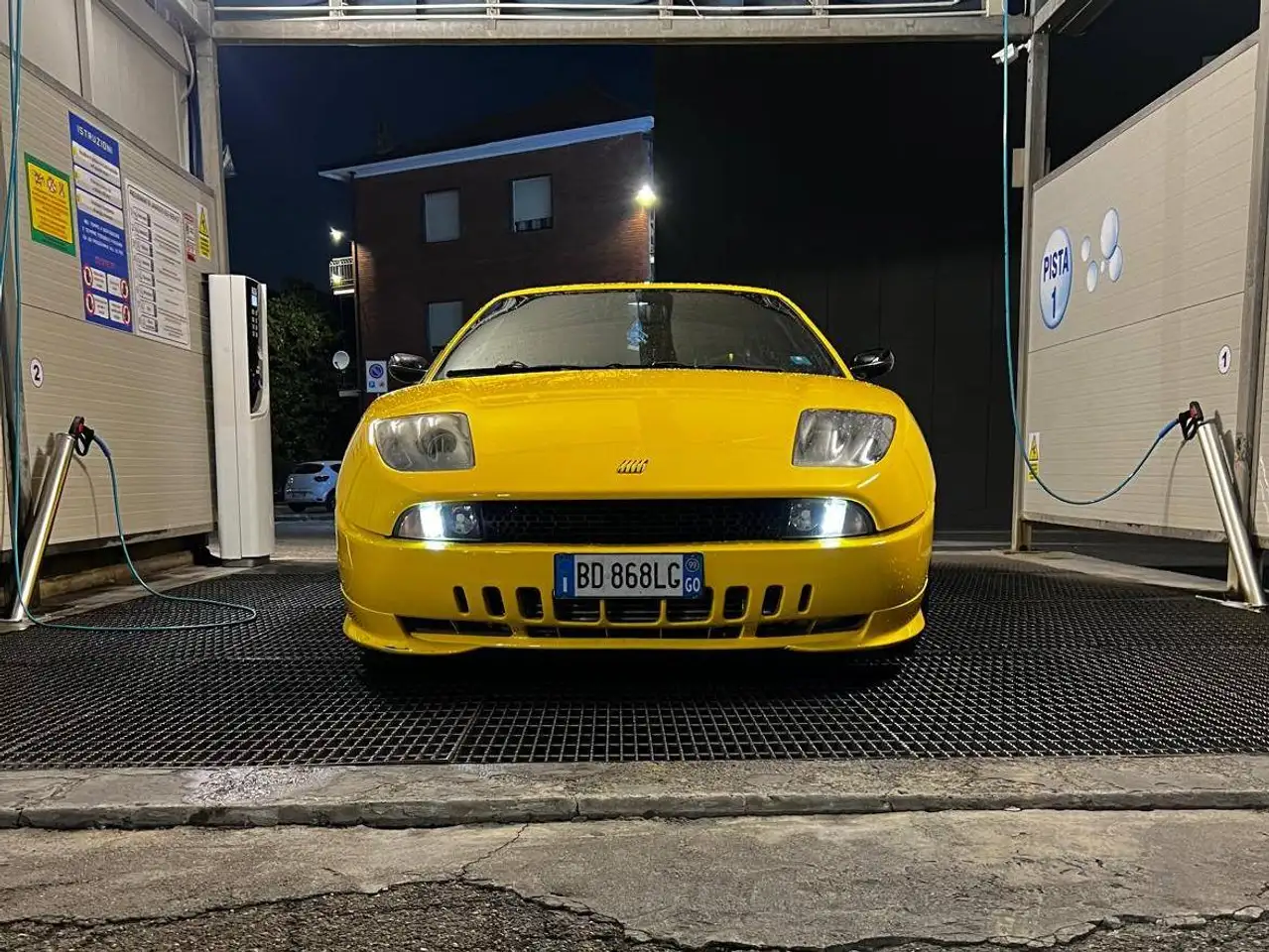 Fiat Coupe 2.0 20v turbo, foto 1