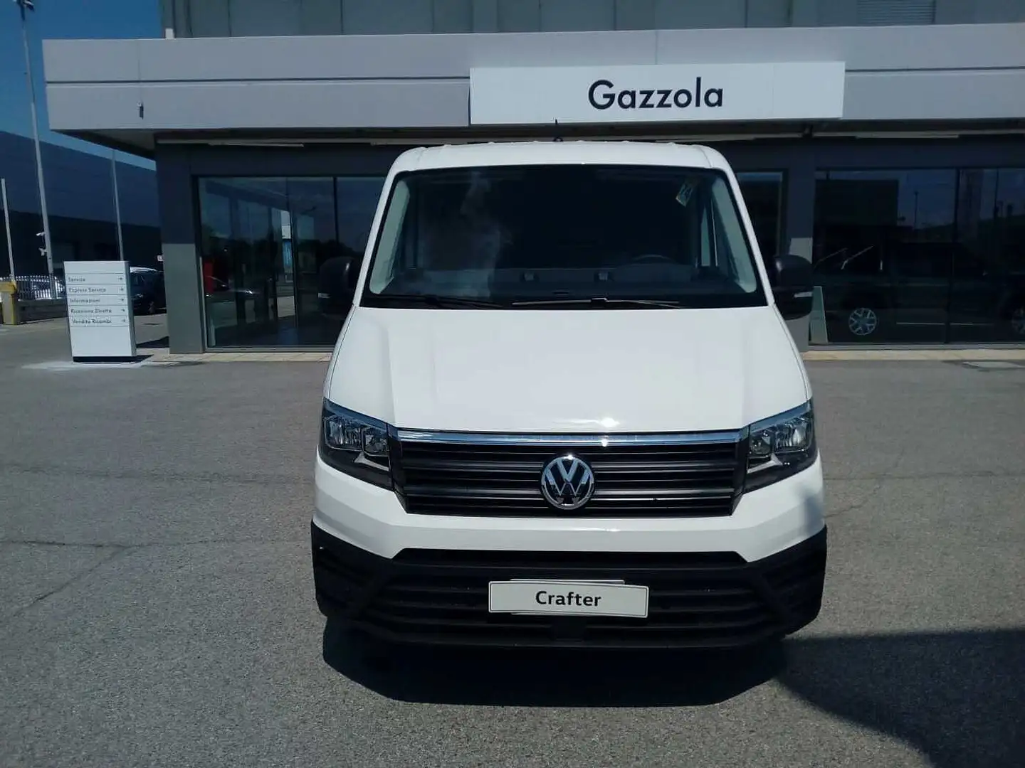 Volkswagen Crafter 35 L3 H2 2.0TDI 140CV MODELLO 2025 Bianco - 2