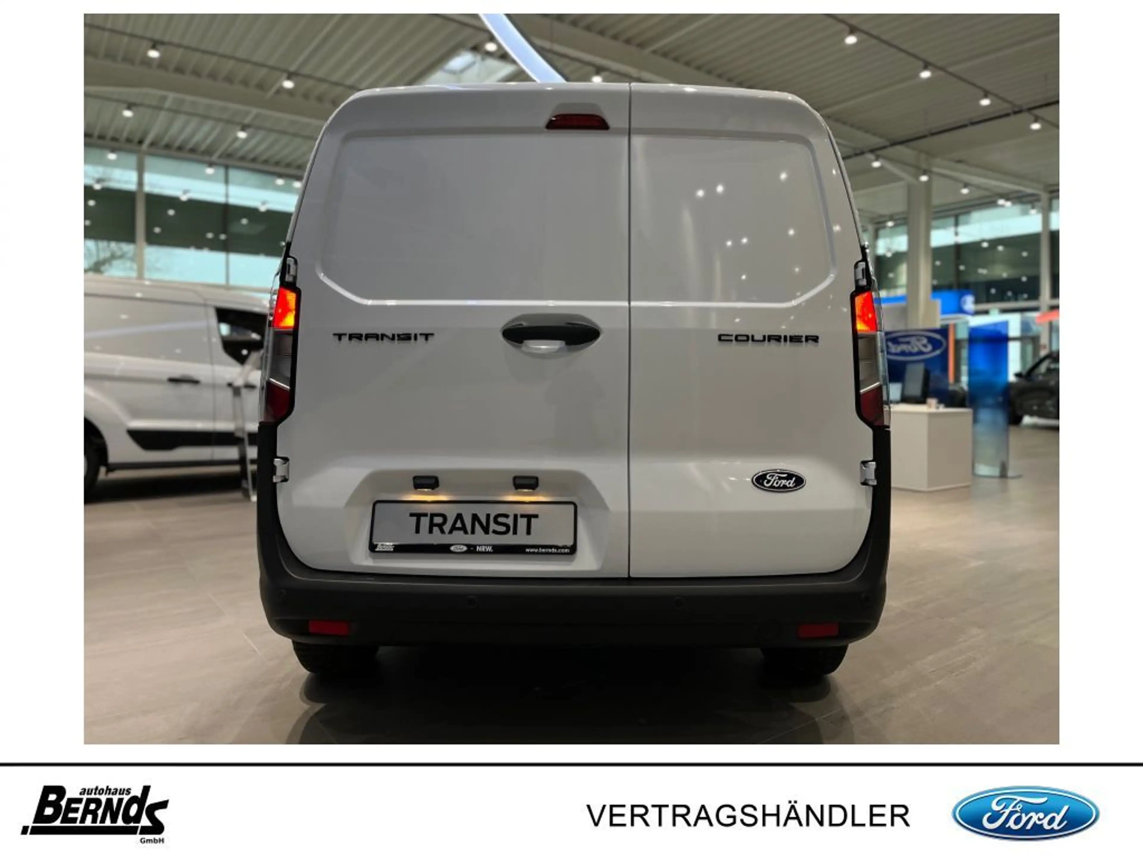 Ford Transit Courier 1,0 l EcoBoost Trend KLIMA PDC — photo 9